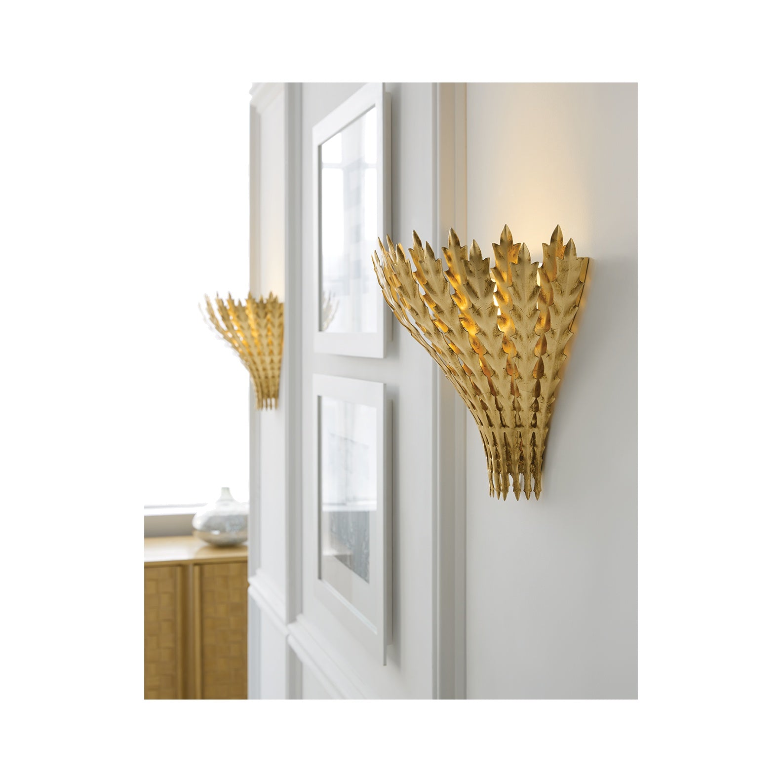 Hampton Wall Light LIGHTING - sconce Visual Comfort