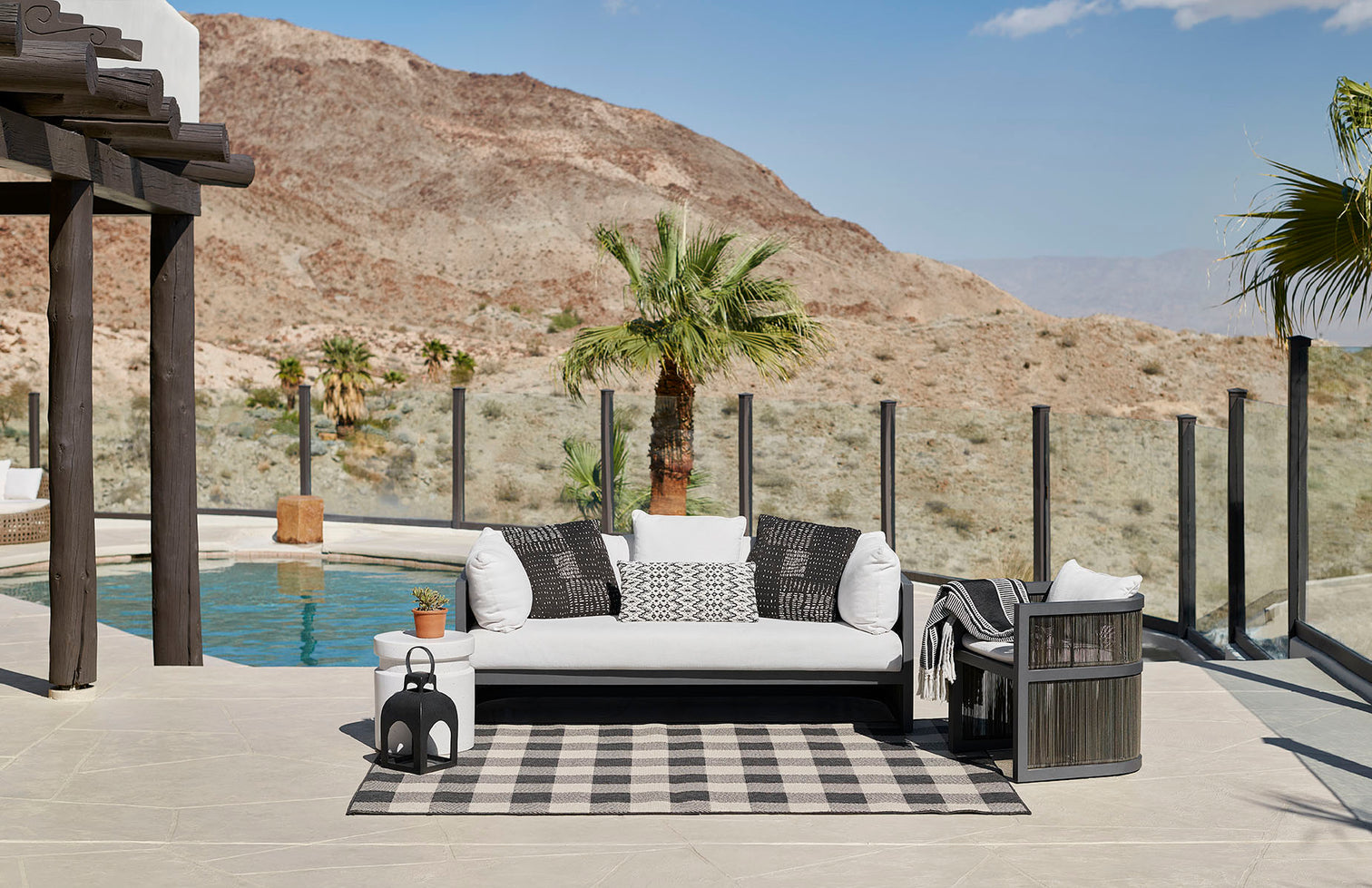 Braemar Plaid Denim Outdoor Rug 5-Rugs - indoor/outdoor Momeni