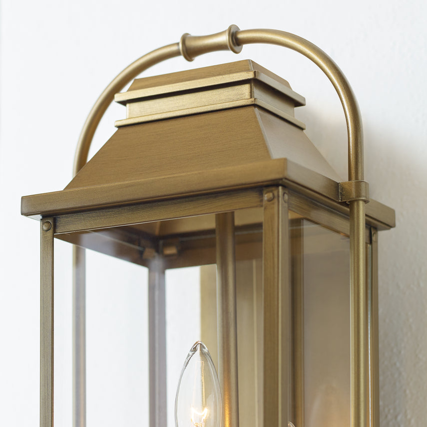 Wellsworth Small Lantern LIGHTING - outdoor fixture Visual Comfort