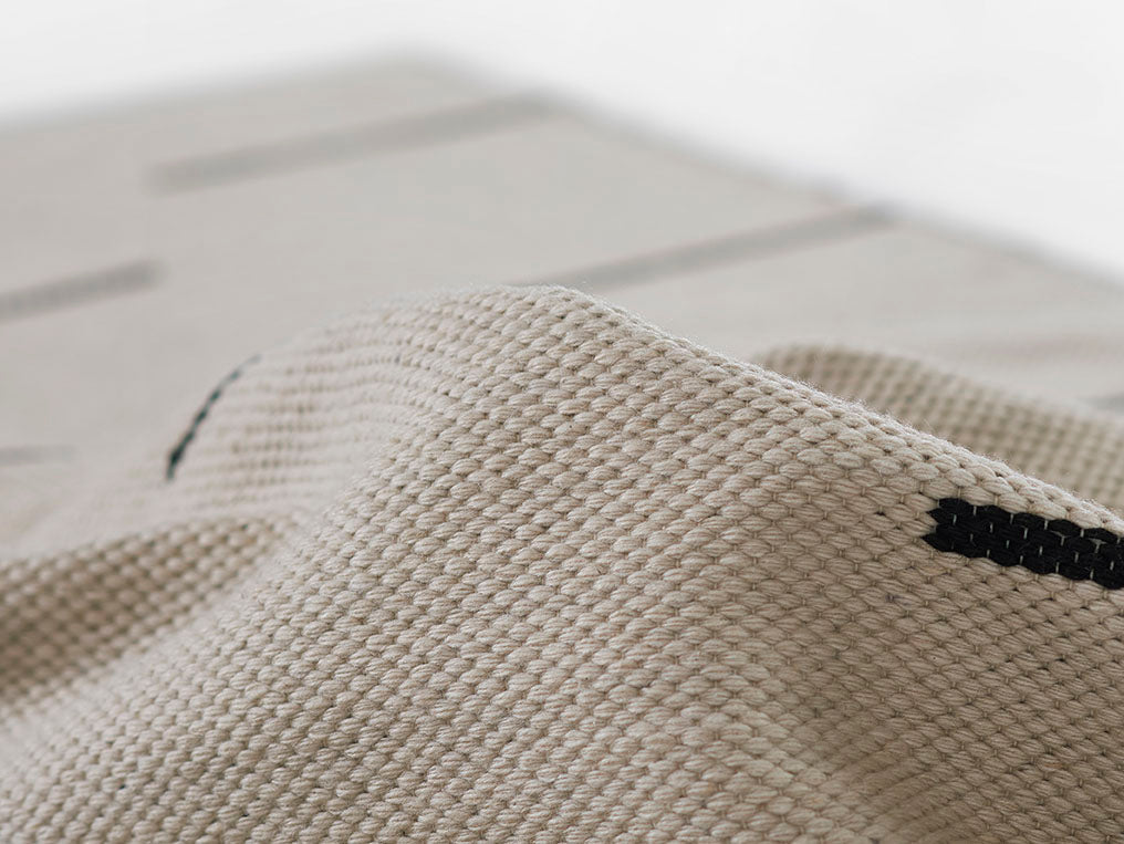 Mallow Ivory Reversible Rug 5-Rugs - indoor/outdoor Momeni