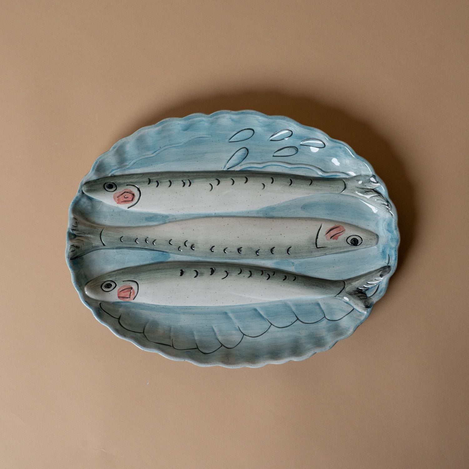 Stoneware Scallop Fisherman Dish - Rug & Weave