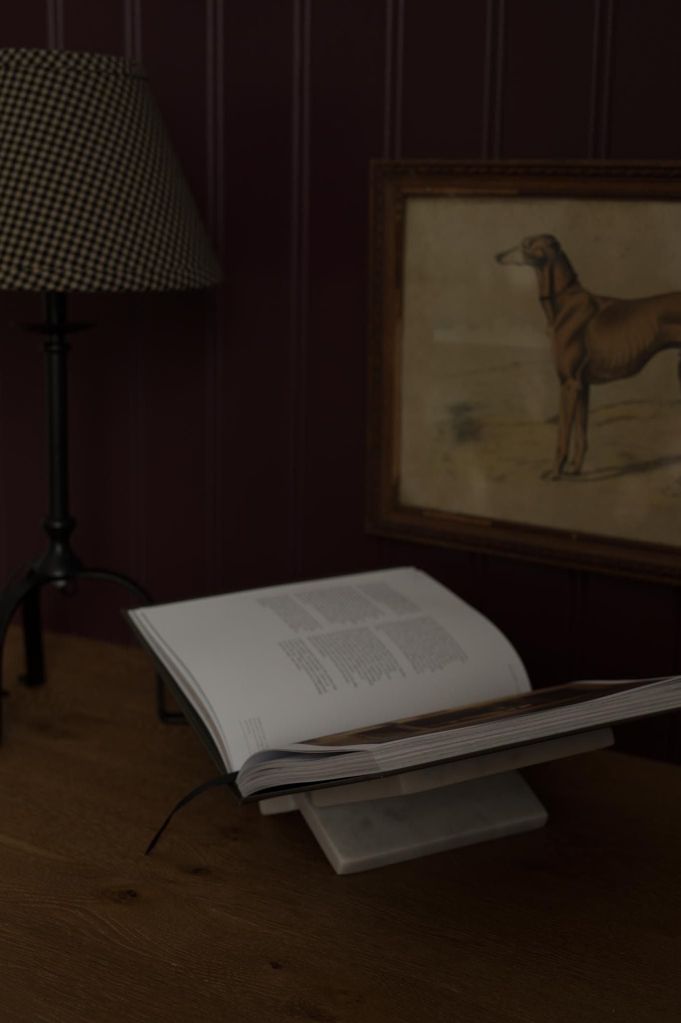 White Marble Book Stand book holder Creative Co-op (DYA)