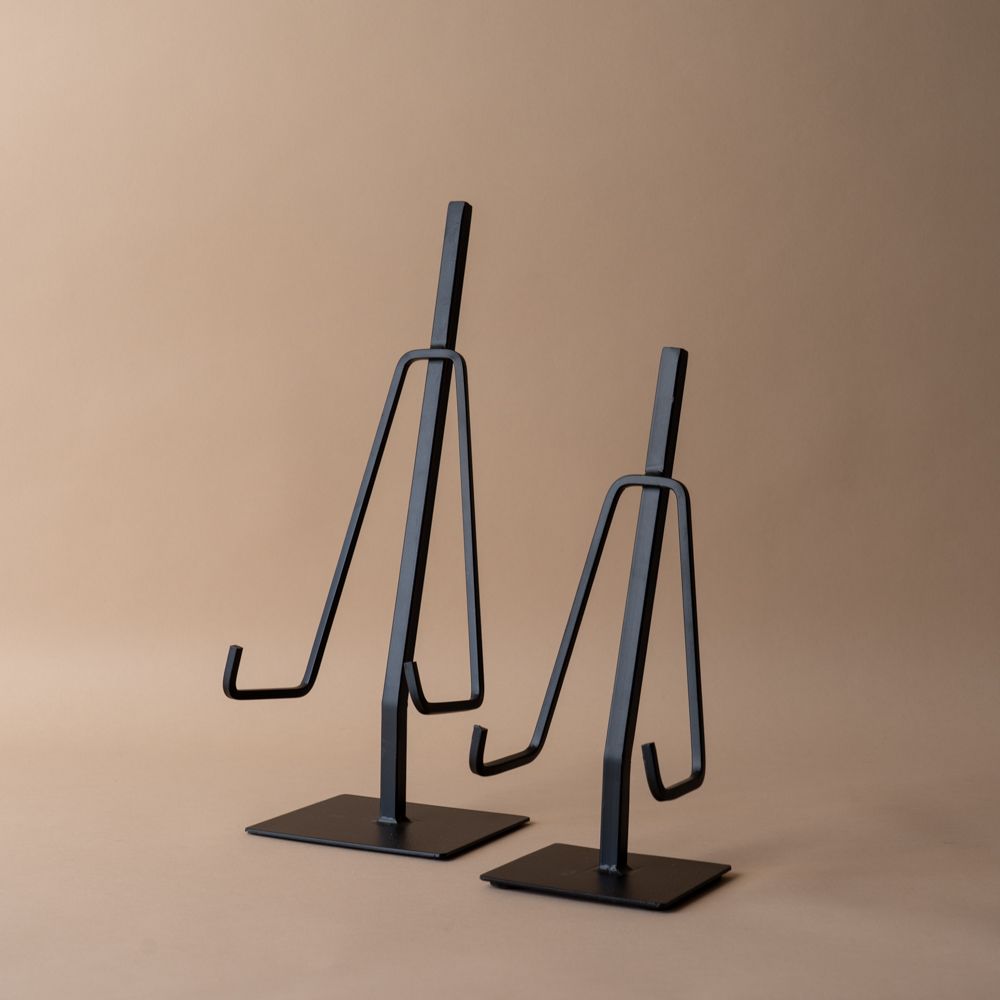 Double Arm Black Iron Easel easel Luxe B Co (Faire)