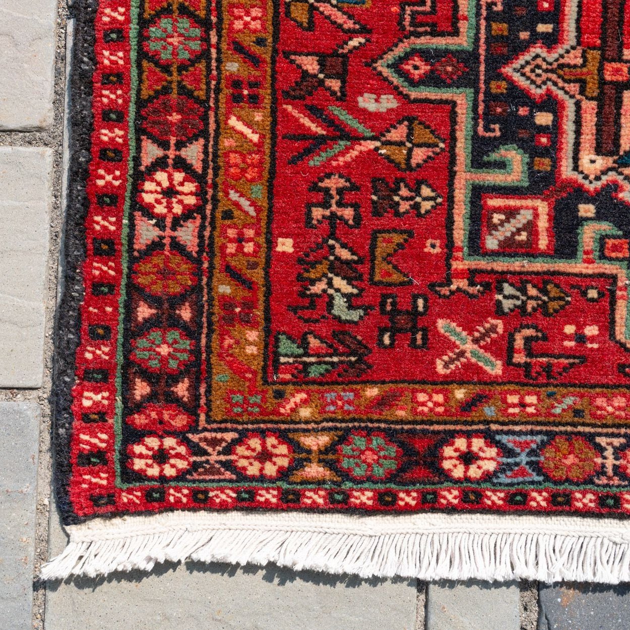 2'4" x 6'3" Vintage Persian Heriz Rug RUGS - vintage Rug & Weave Rugs