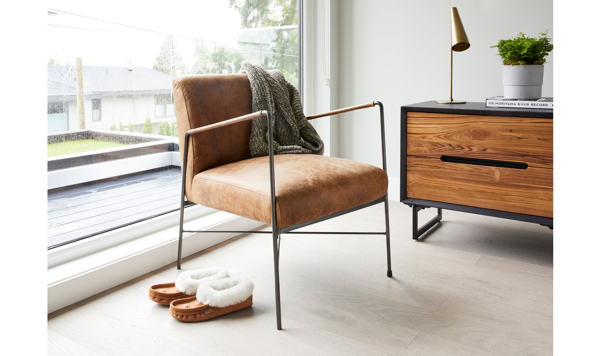 Wein Nightstand 14 - FURNITURE - nightstand Moe's Furniture