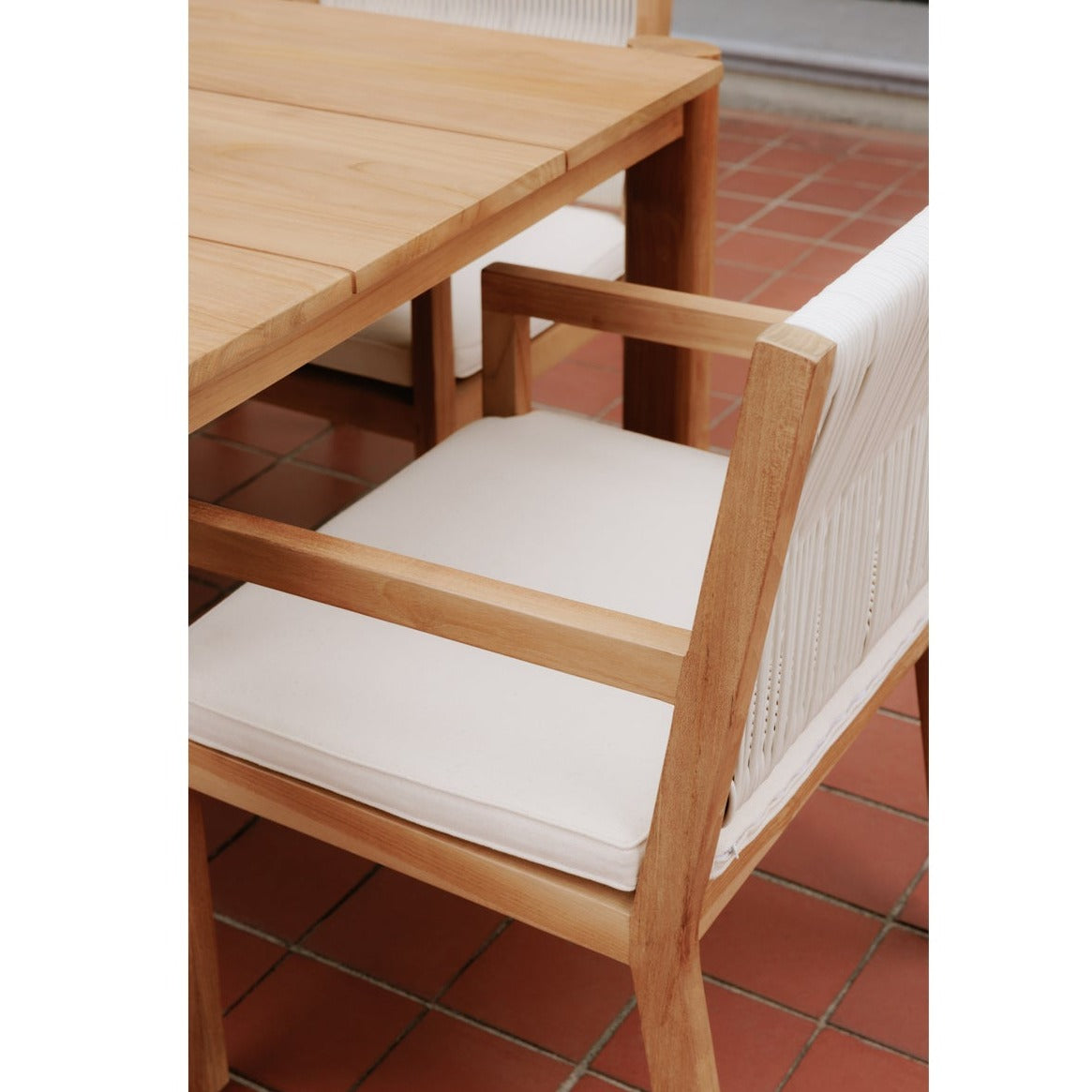 Luca Outdoor Dining Chair 20 - FURNITURE - outdoor Moe's Furniture