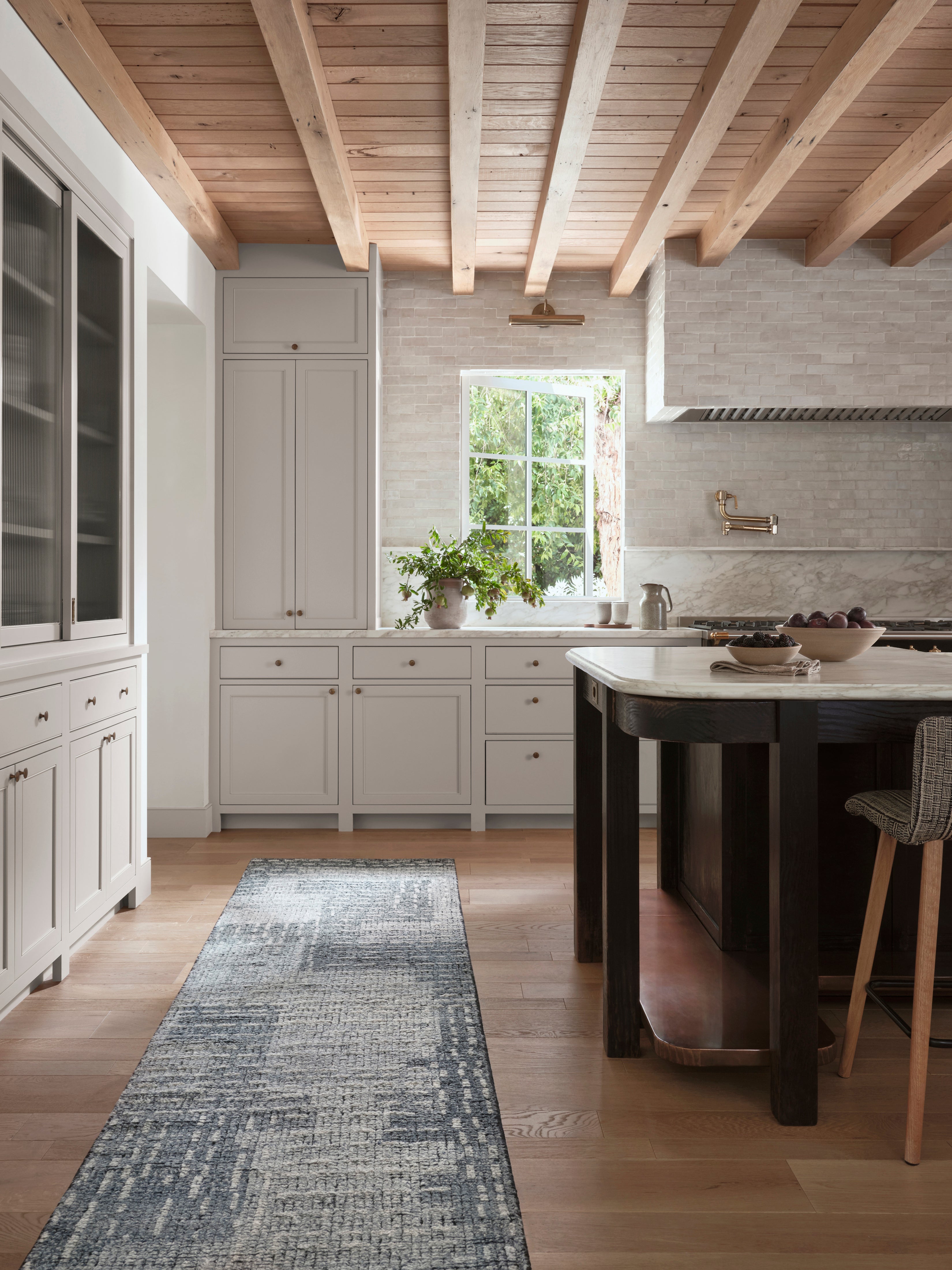 Amber Lewis x Loloi Gwyneth Denim / Sky Rug 2-patterned Loloi