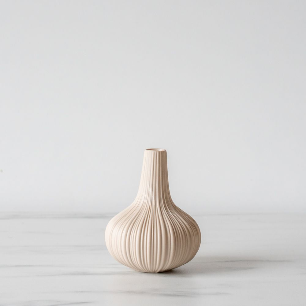Minimalist Bulbous Vase - Rug & Weave