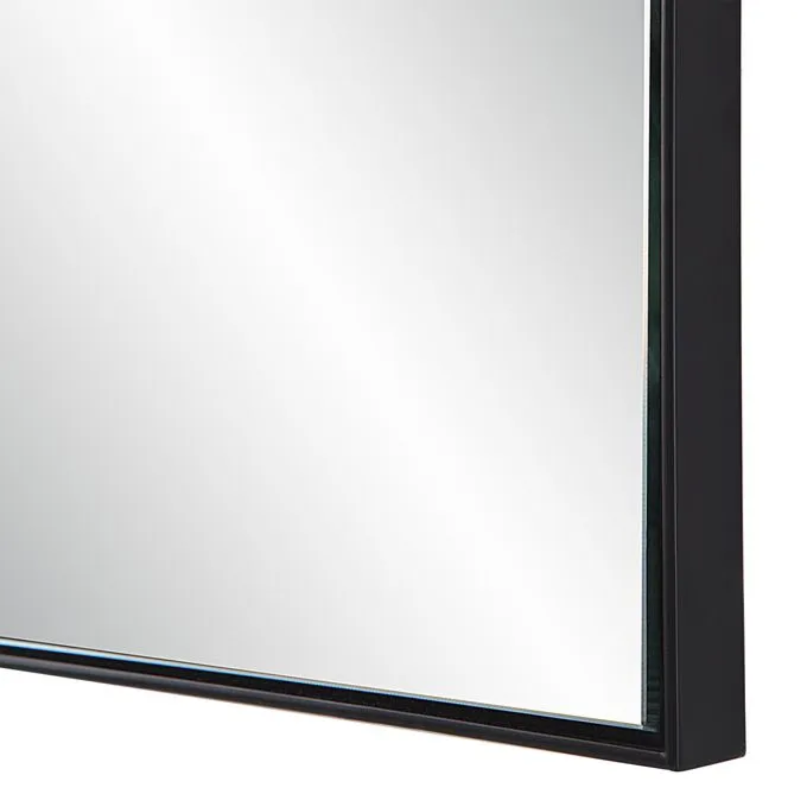 Title Wall Mirror – view 2