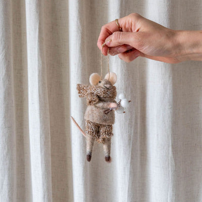 Knit Outfit Winter Mouse - Rug & Weave
