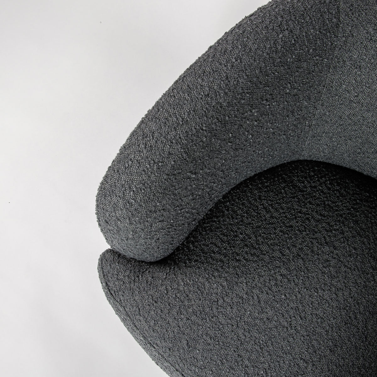 Arrow Swivel Chair FURNITURE - lounge chair Style In Form