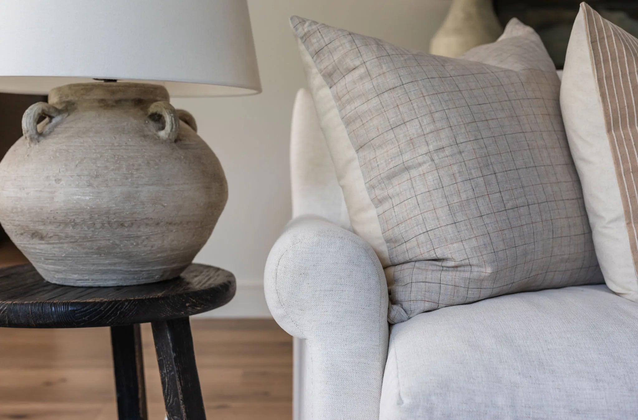Beale Table Lamp LIGHTING - table lamp Flow Decor