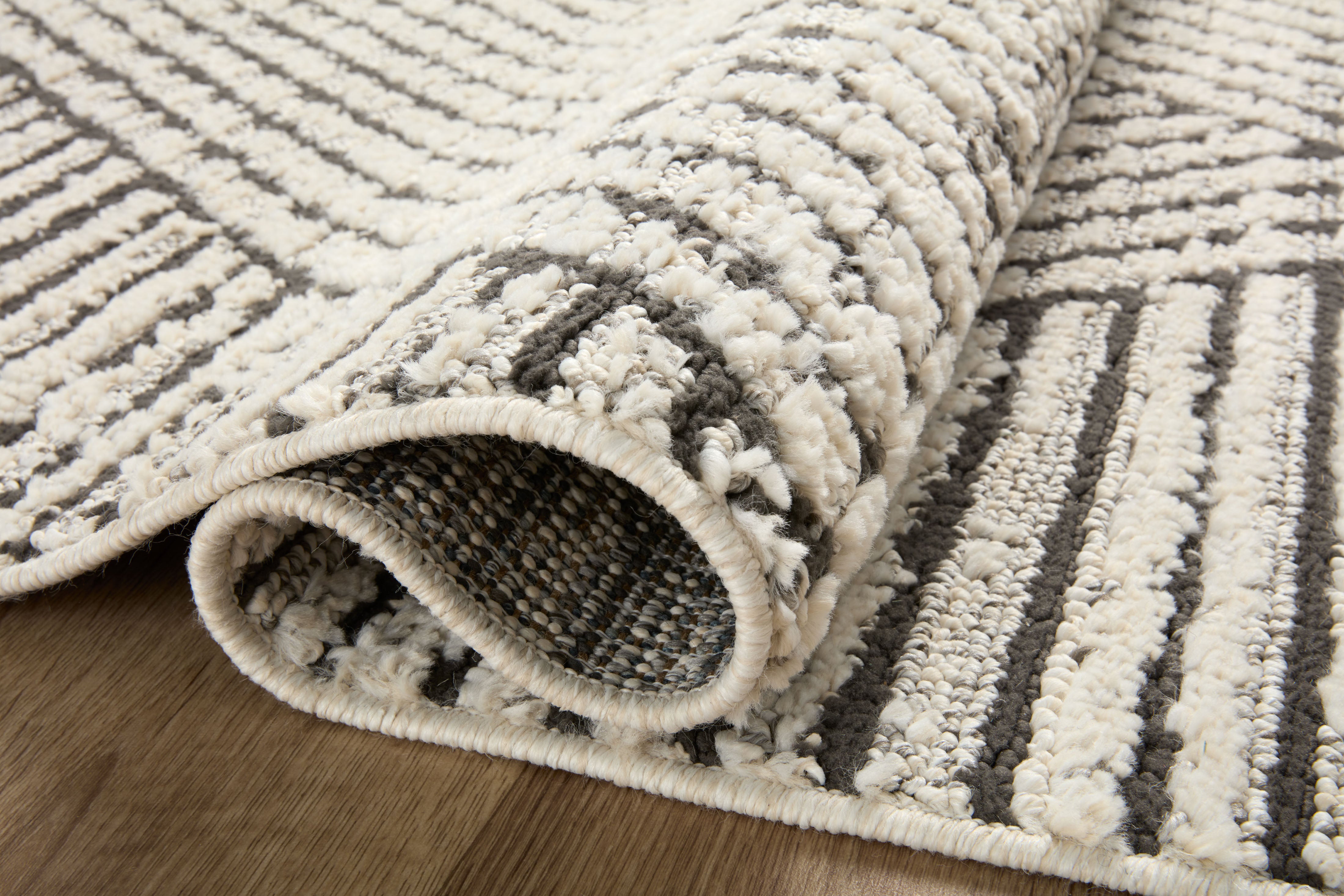 Loloi Fabian Charcoal / Ivory Rug No.1 RUGS - synthetic Loloi 18" x 18"
