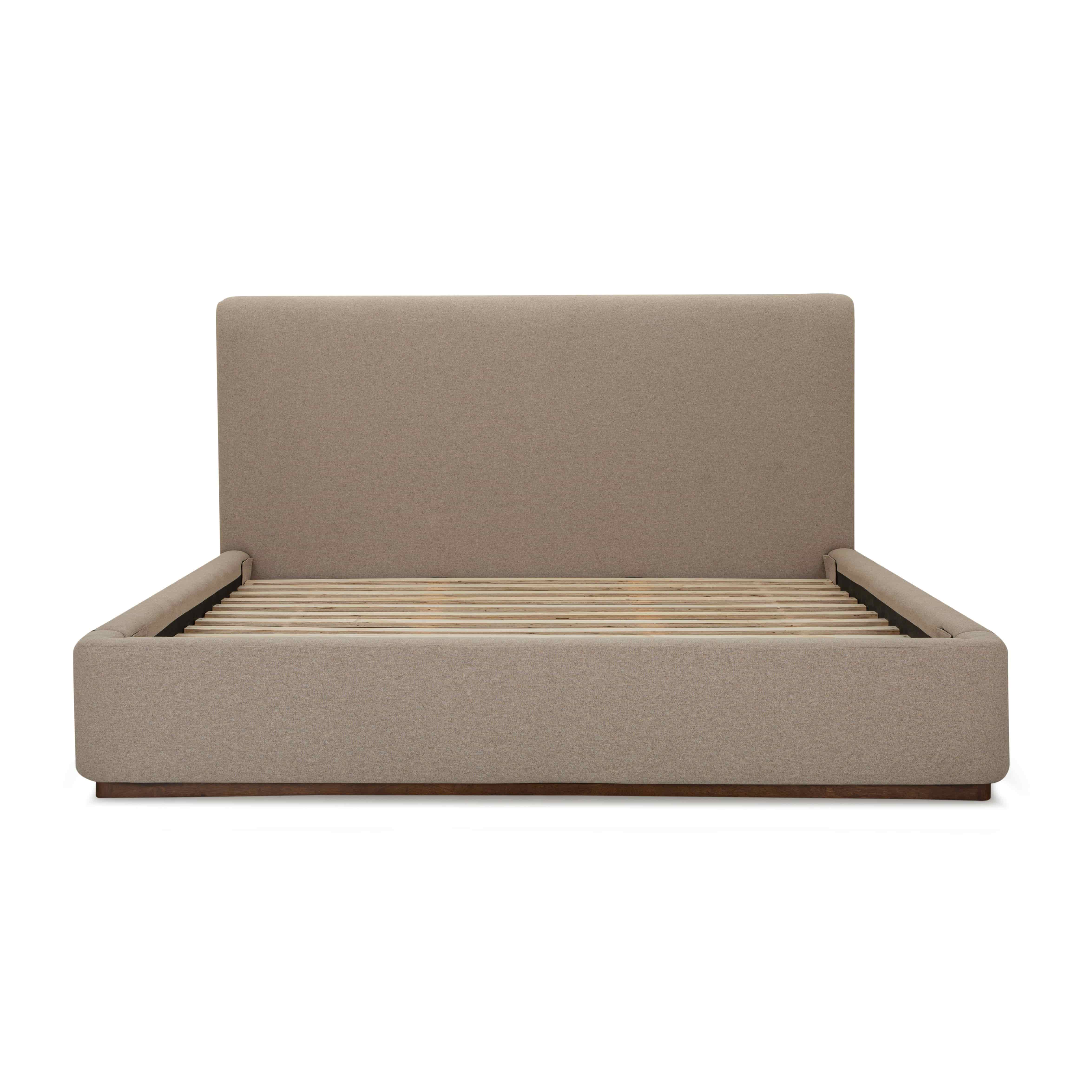 Francis Bed 13 - FURNITURE - bed Style In Form