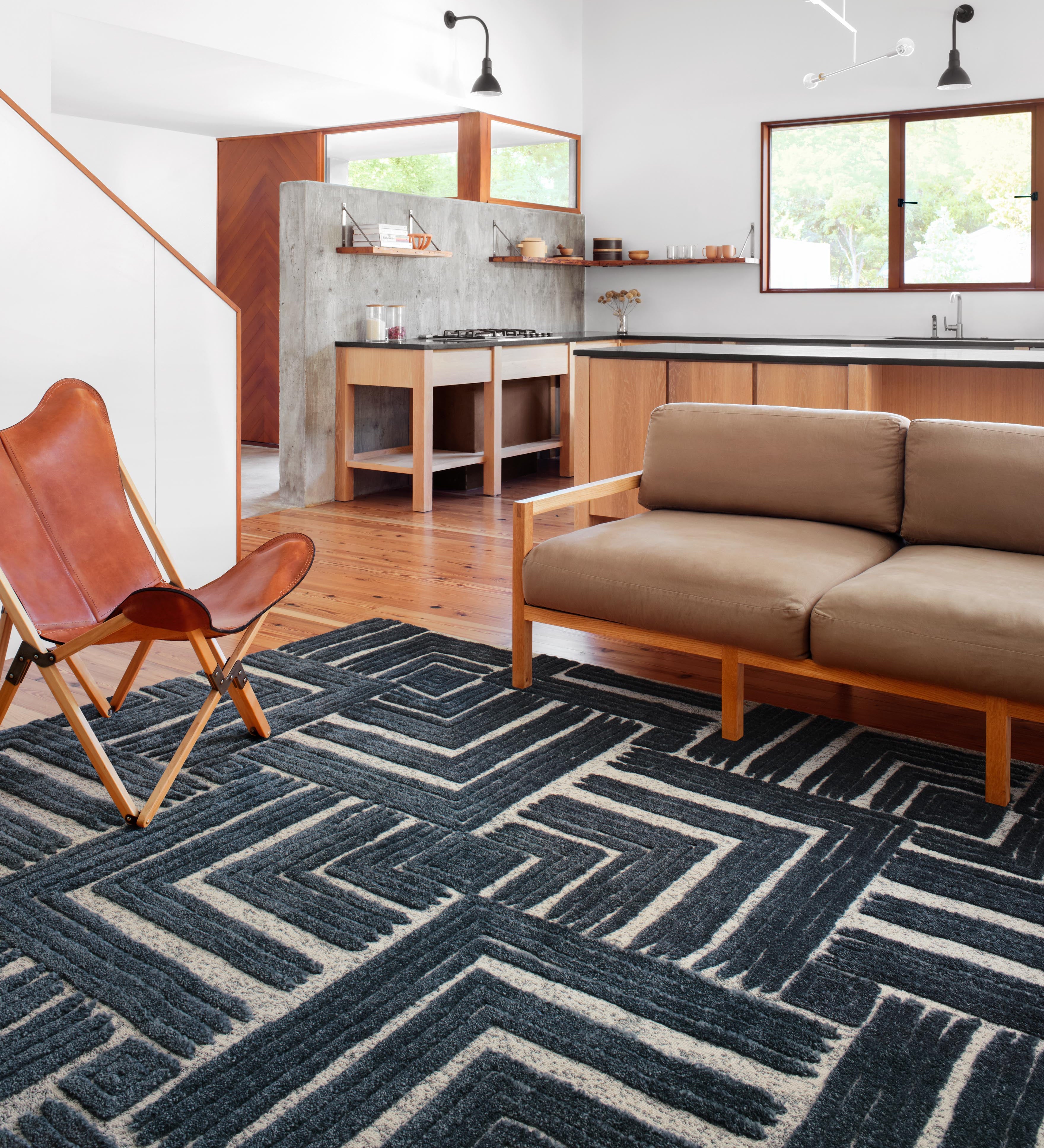 Loloi Hagen Blue / White Rug