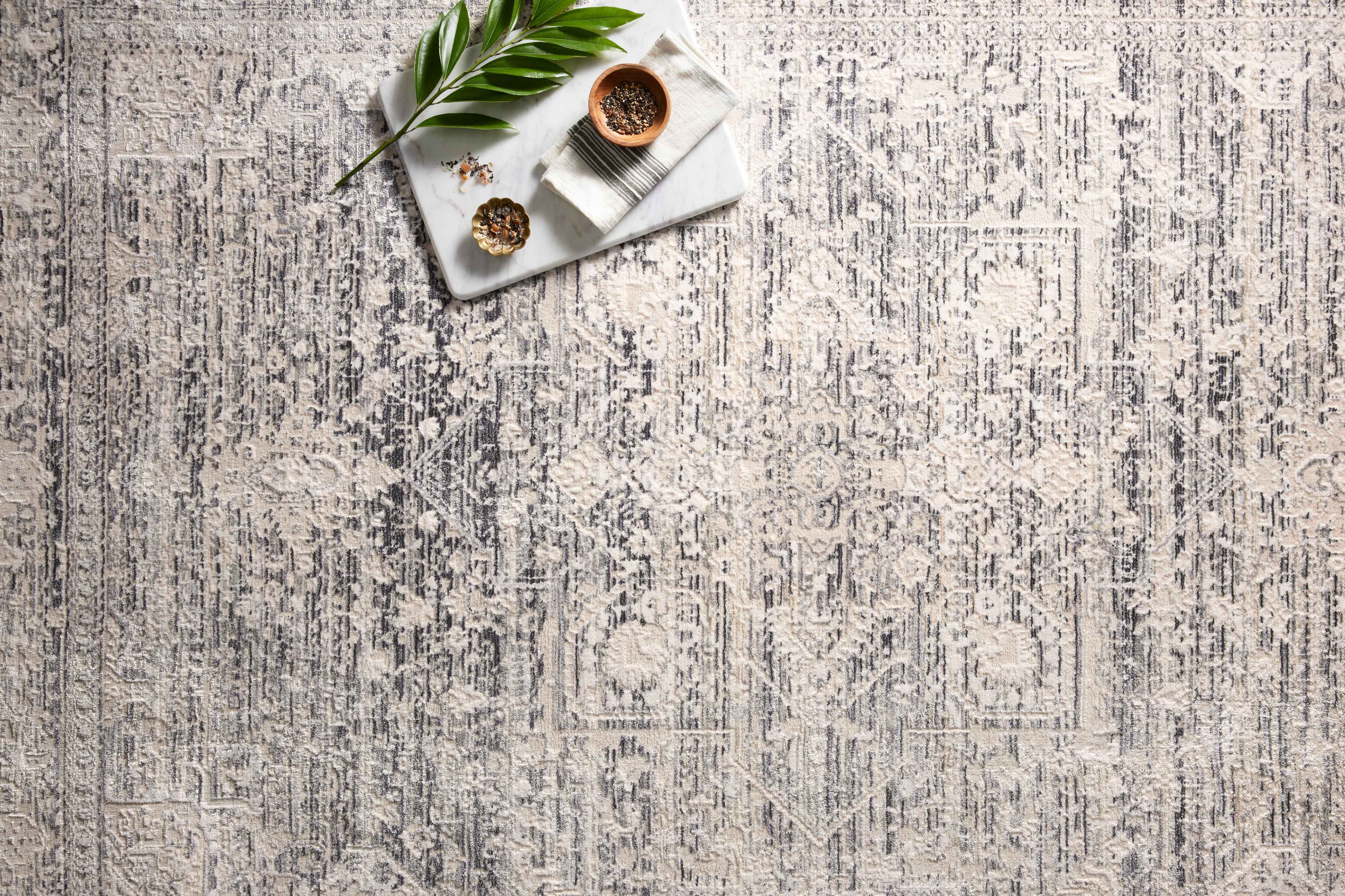 Loloi Homage Ivory / Grey Rug