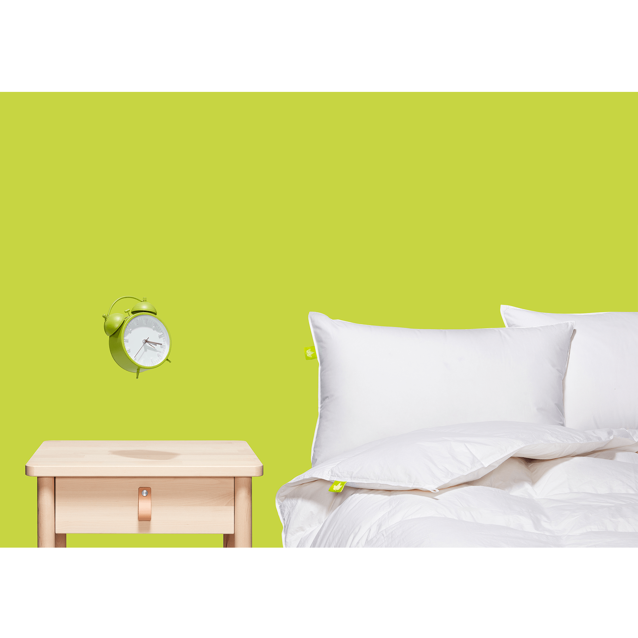 Hutterite White Down Duvet – view 2