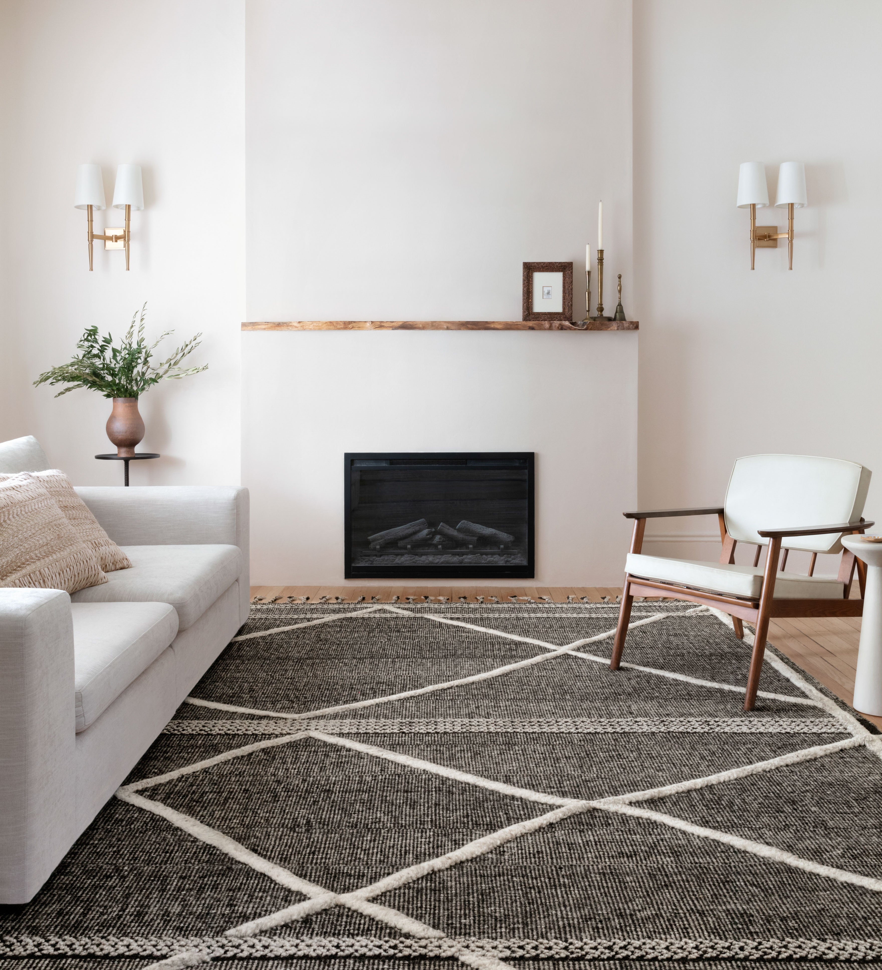 Loloi Iman Beige / Charcoal Rug RUGS - patterned Loloi