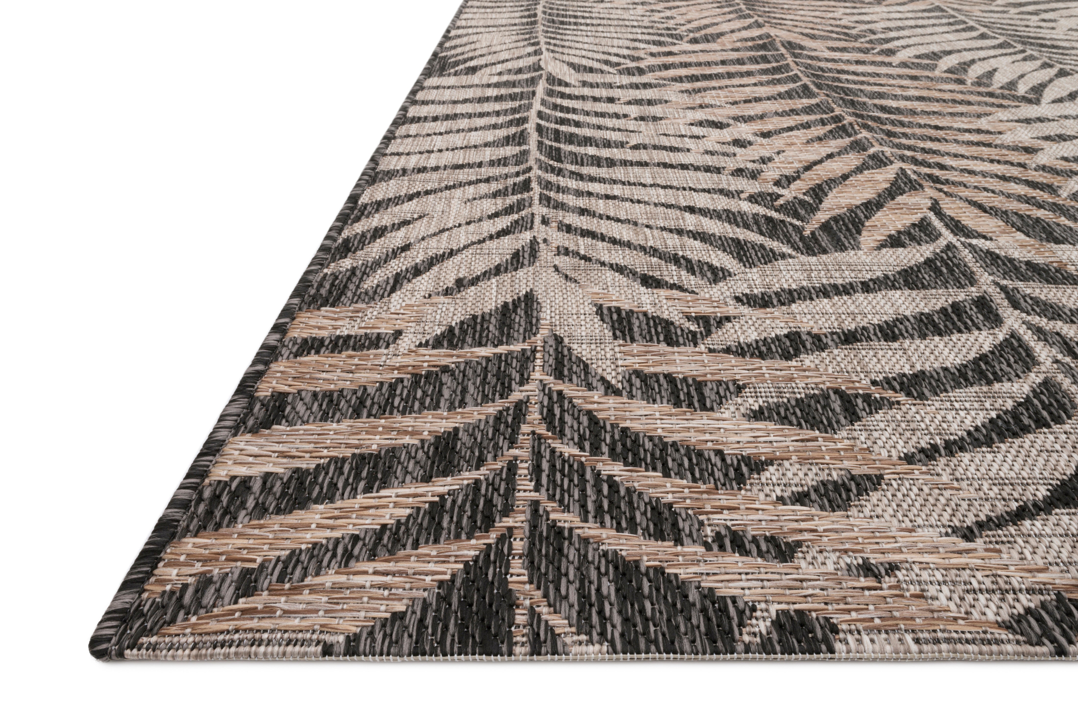 Loloi Isle Natural / Black Rug