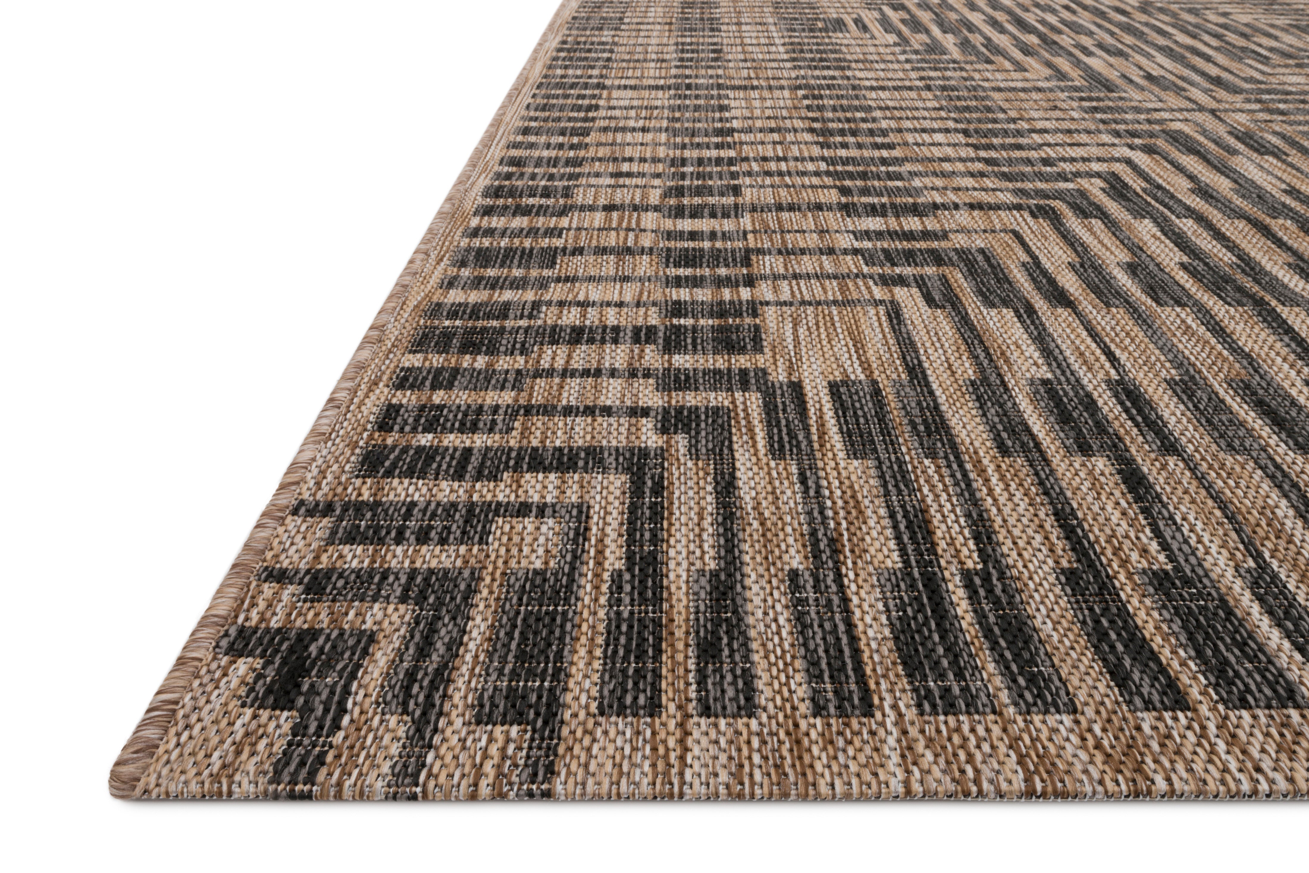 Loloi Isle Brown / Black Rug