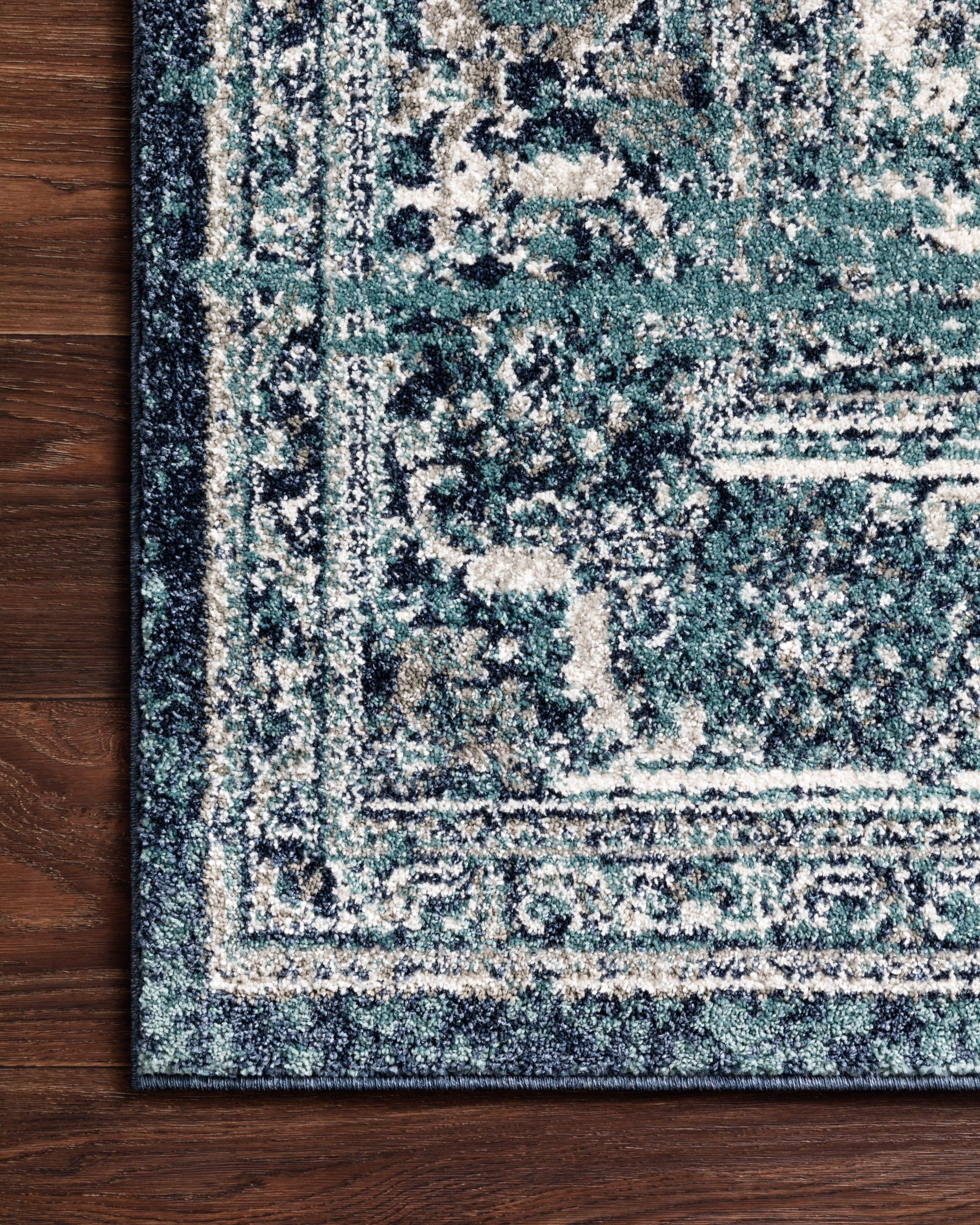 Loloi Joaquin Ocean / Ivory Rug Loloi