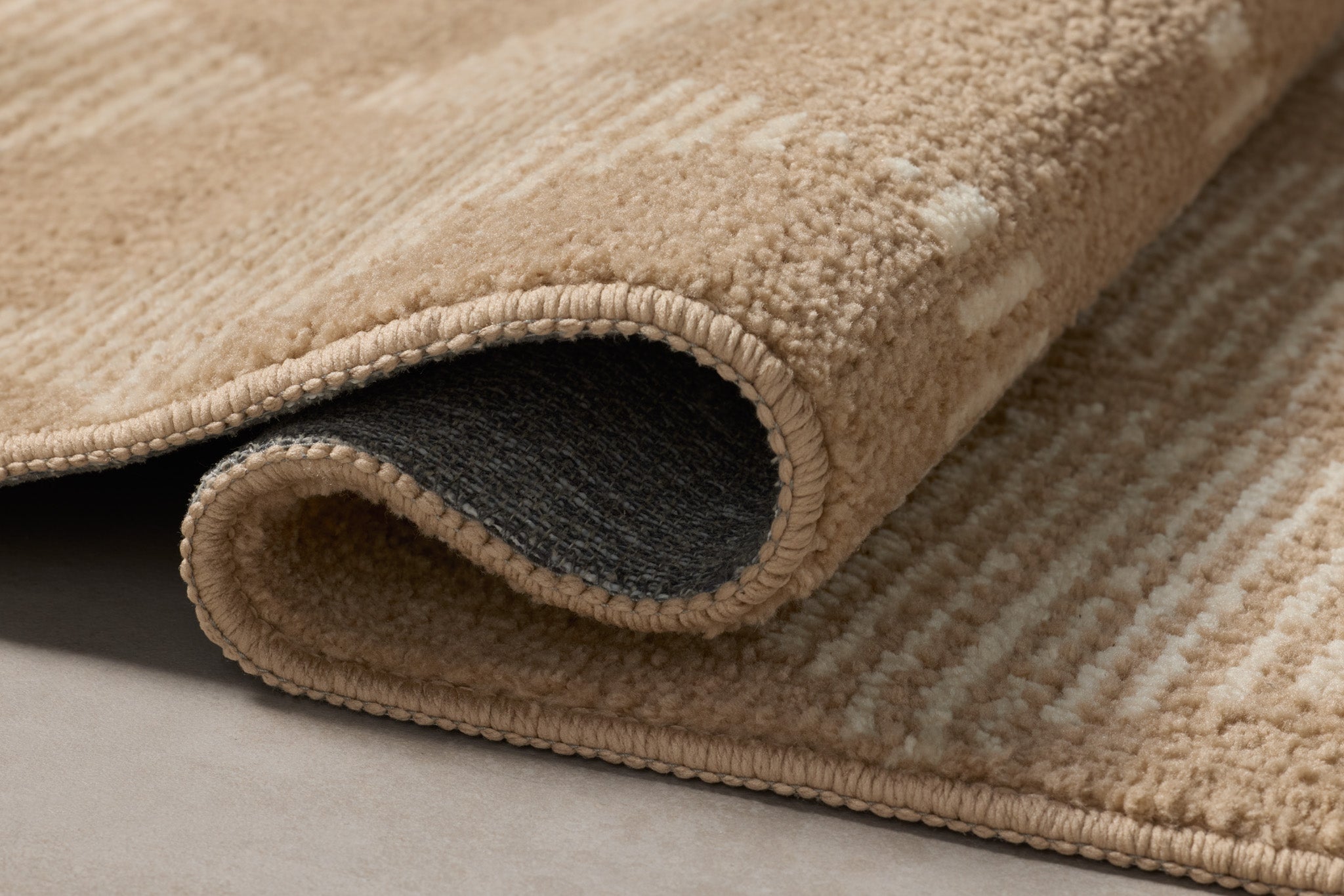 Chris Loves Julia x Loloi Lawrence Sand / Ivory Bath Mat - Rug & Weave