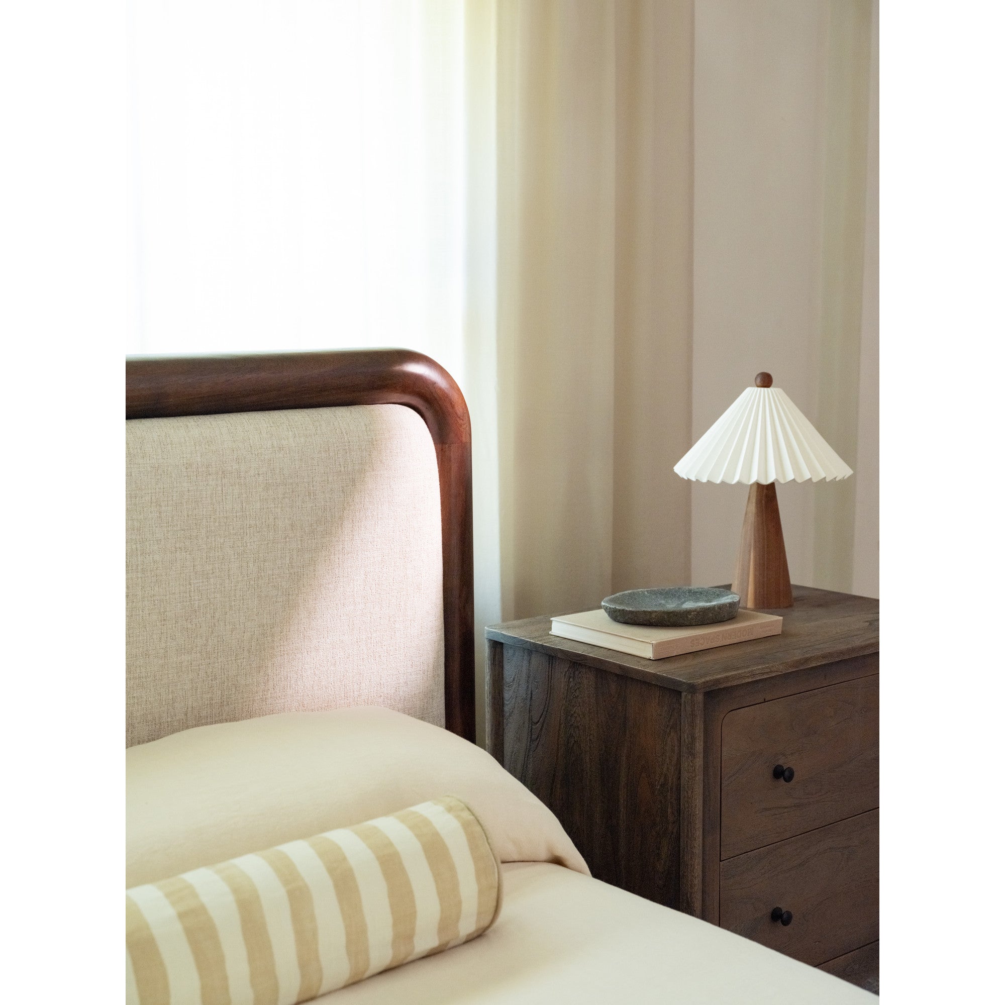 Brooks Bed FURNITURE - bed Moe's Furniture