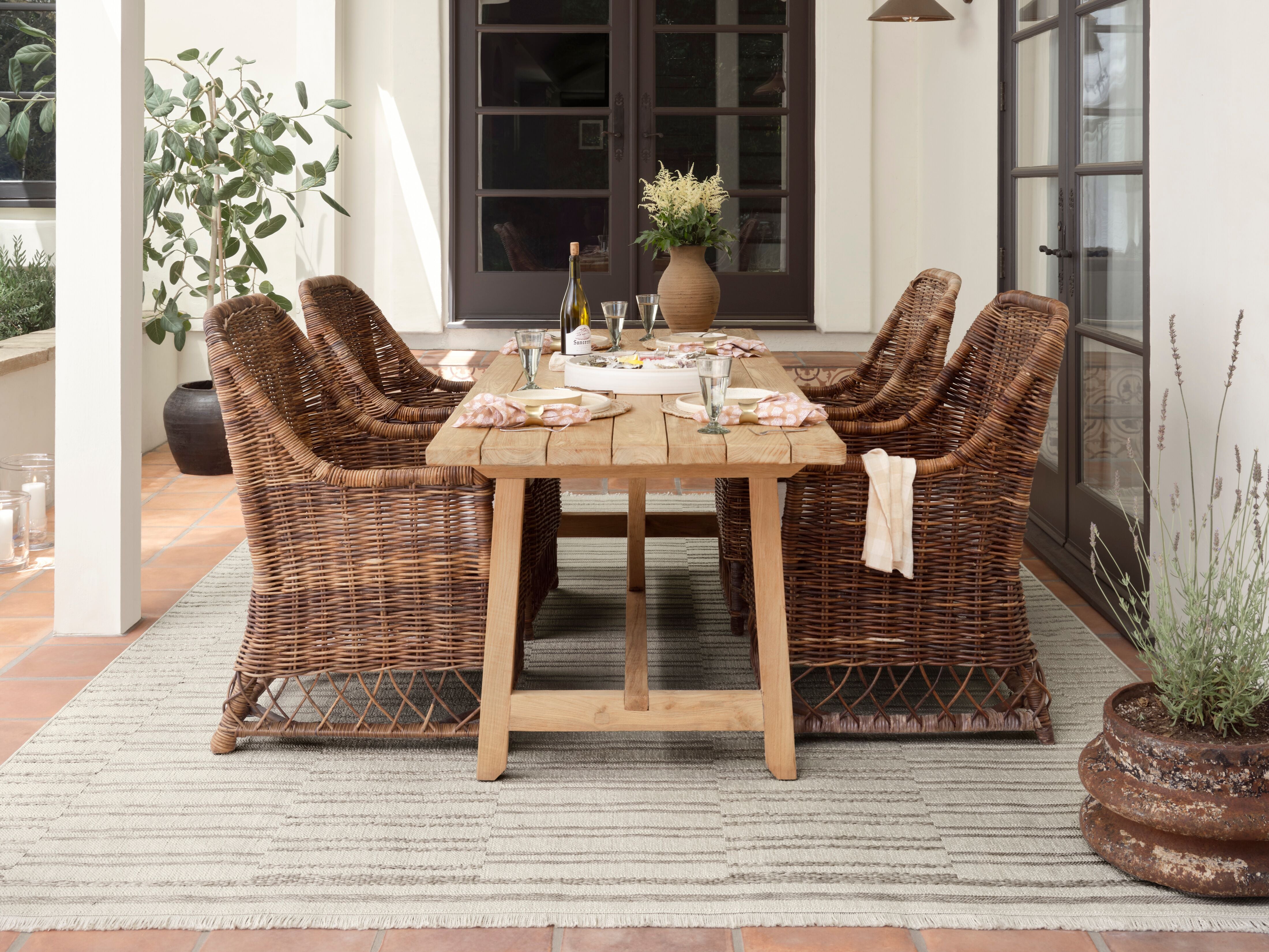 OVERSTOCK RUG - Amber Lewis x Loloi Malibu Ivory / Dove Rug No. 01 - 5'1" x 7'7" IN STORE - Sale Rugs Loloi