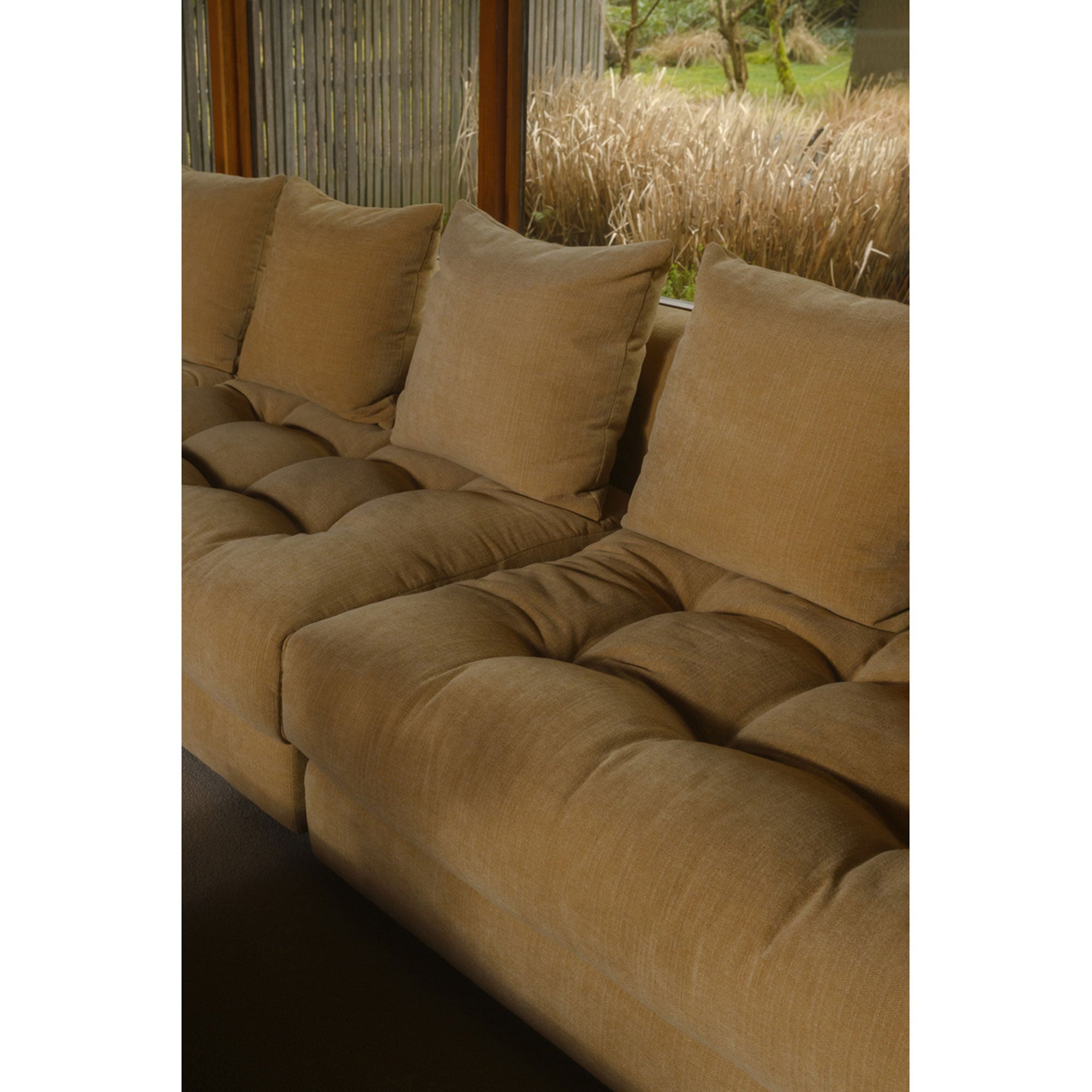 Damien Ottoman FURNITURE - ottoman Moe's Furniture