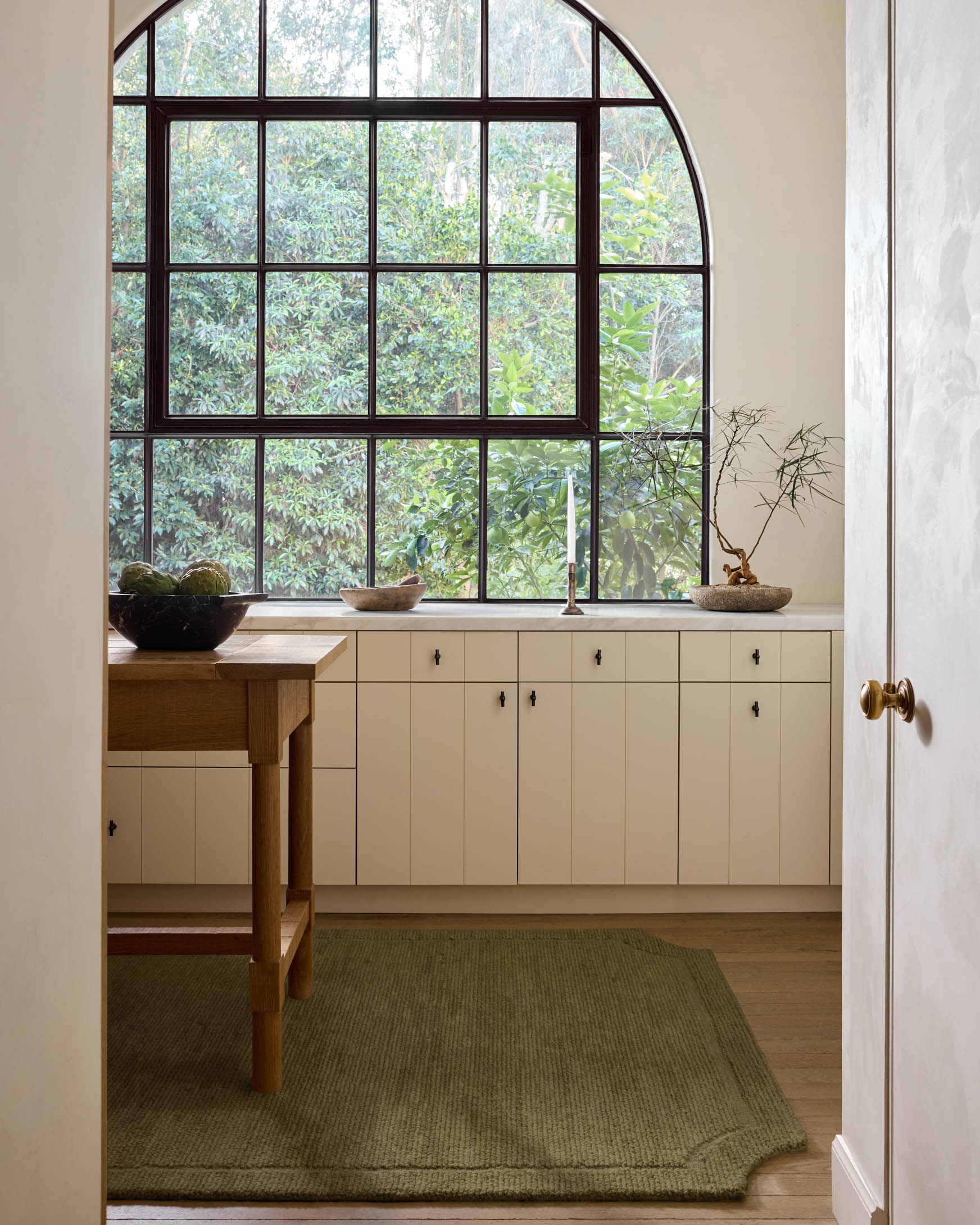 Jeremiah Brent x Loloi Obelisk Olive Rug – 2