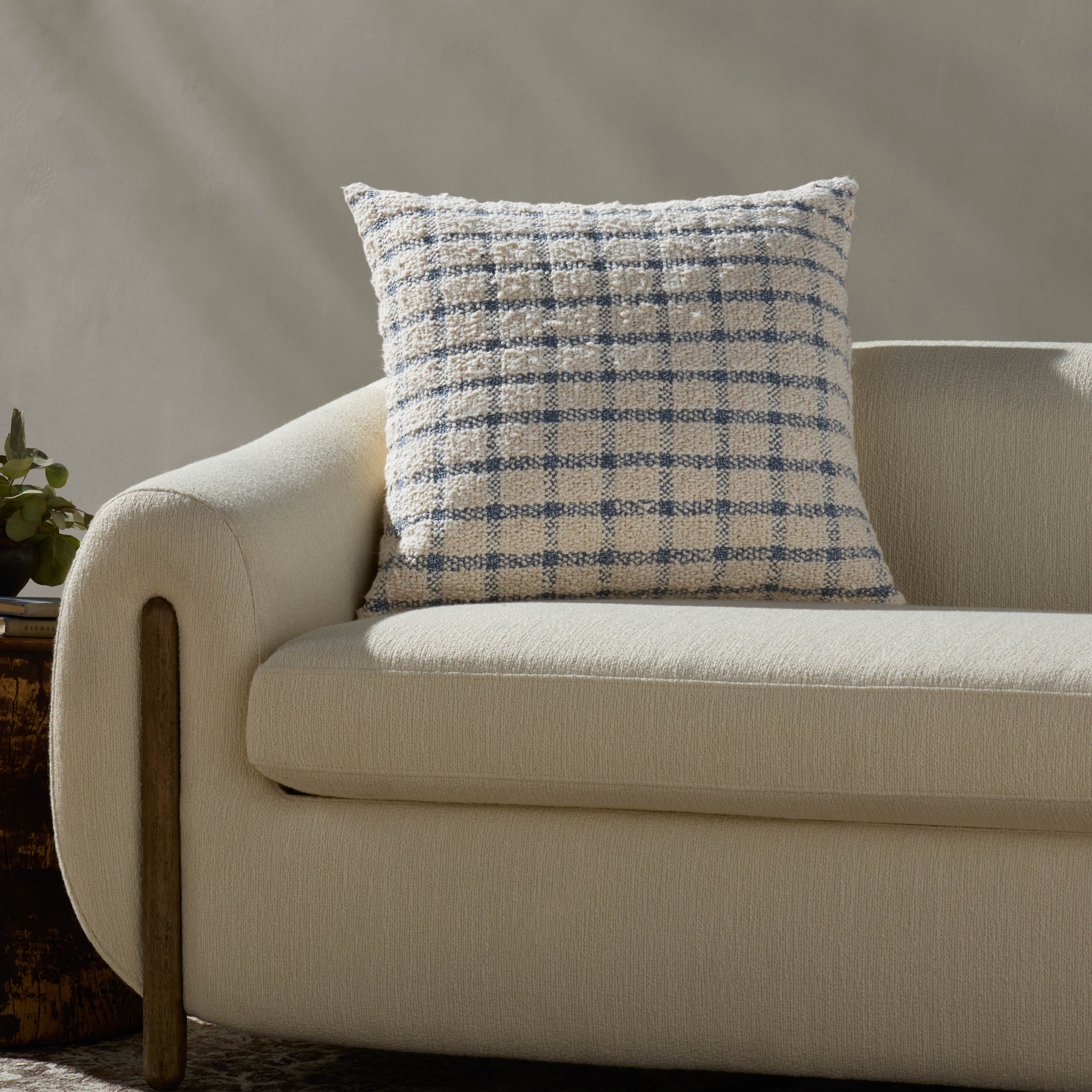 Magnolia Home by Joanna Gaines x Loloi Erin Ivory / Blue Pillow Throw Pillow Loloi