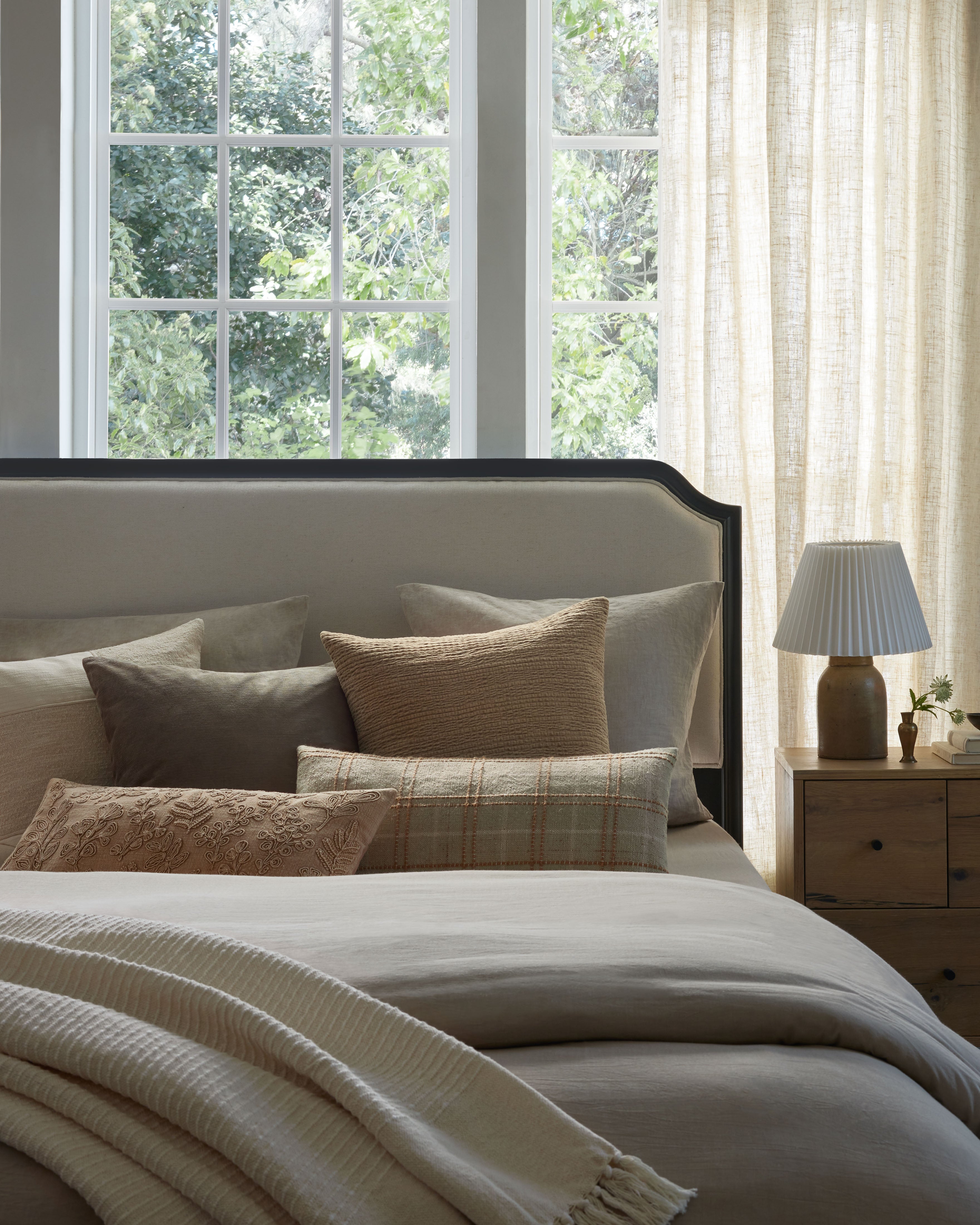 Magnolia Home by Joanna Gaines x Loloi Beatrice Pillow Throw Pillows Loloi