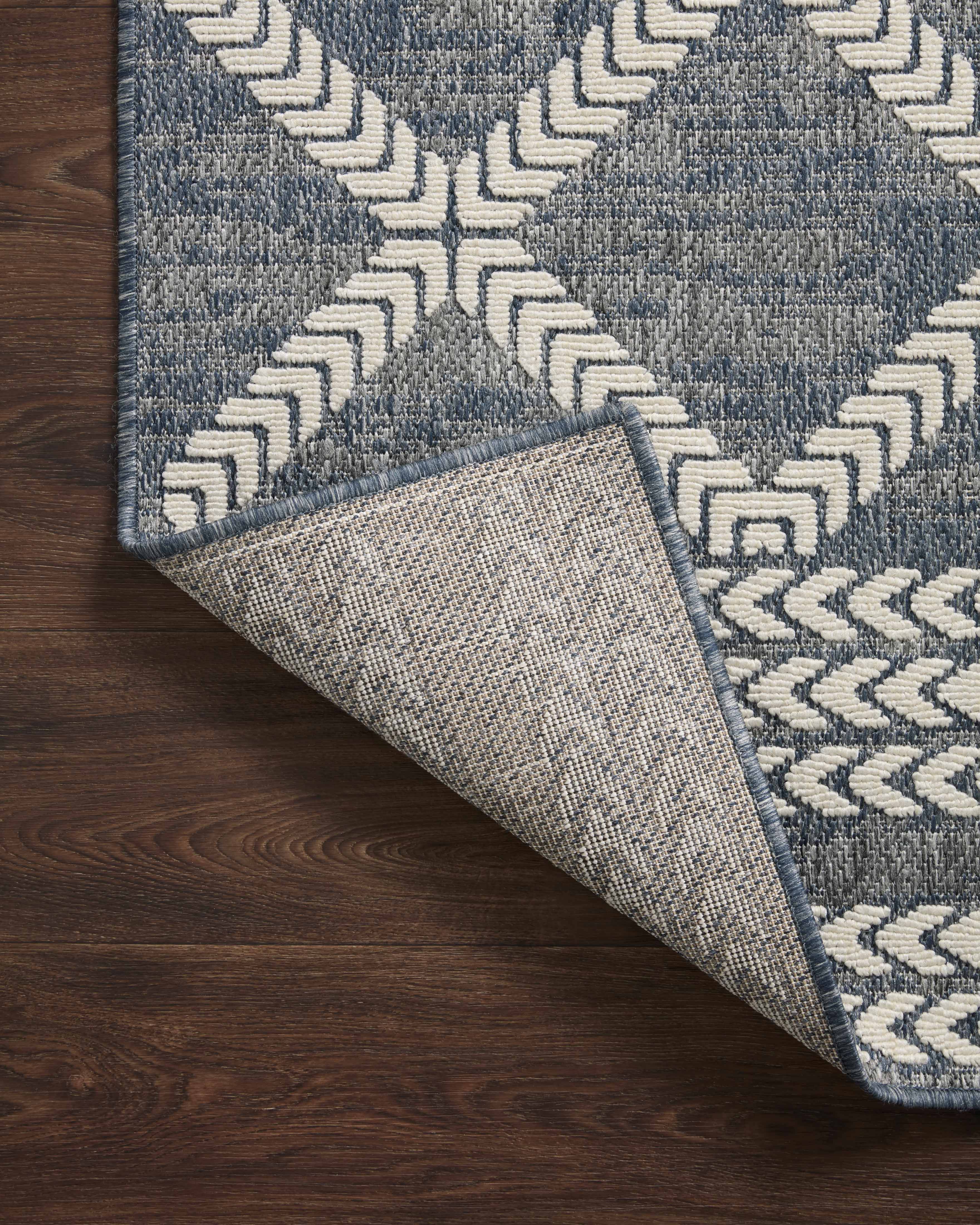 Loloi Rainier Denim / Ivory Rug No.1 RUGS - synthetic Loloi 18" x 18"