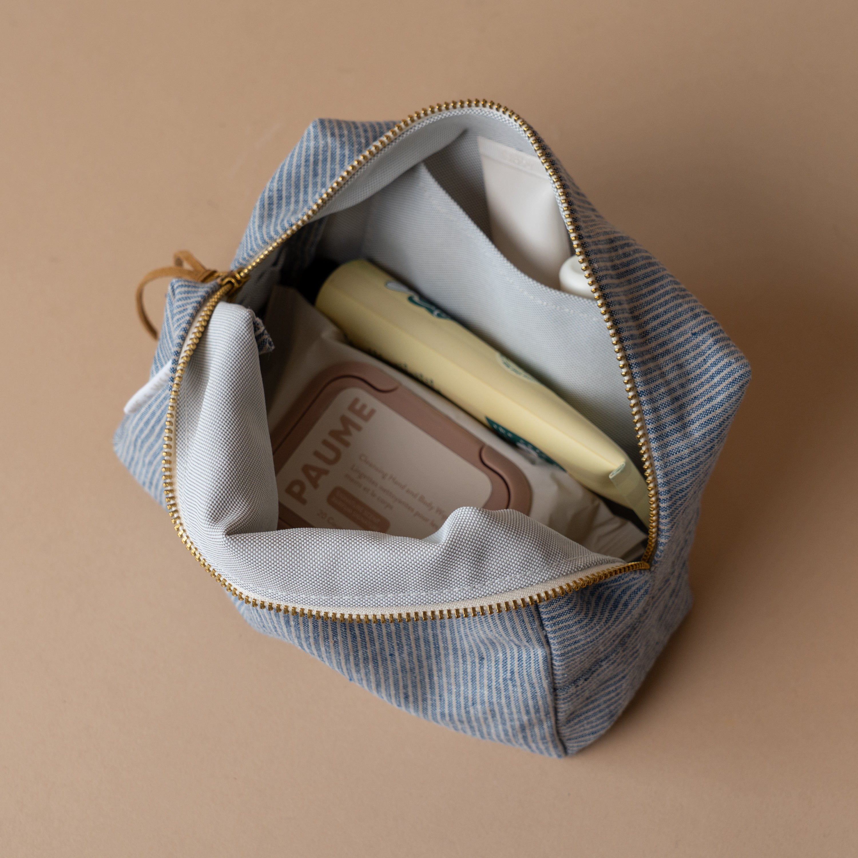 Rug & Weave made Artie Bag Toiletry Bag Rug & Weave