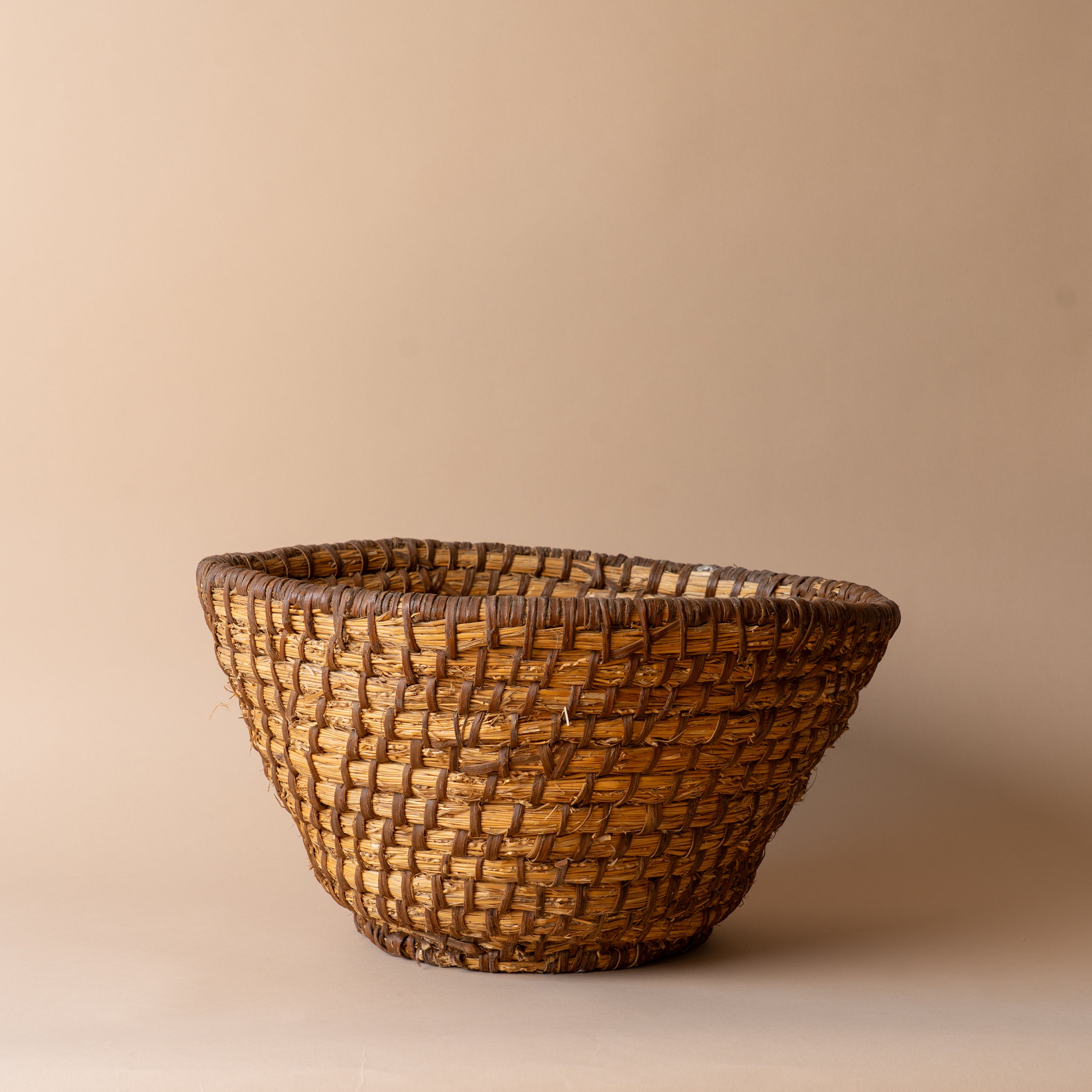 Antique French Round Basket VINTAGE - basket Rug & Weave