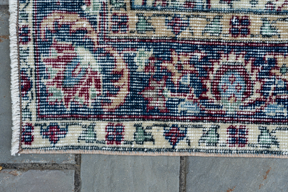 3'9" x 6'5" Vintage Oushak Rug RUGS - vintage Rug & Weave Rugs