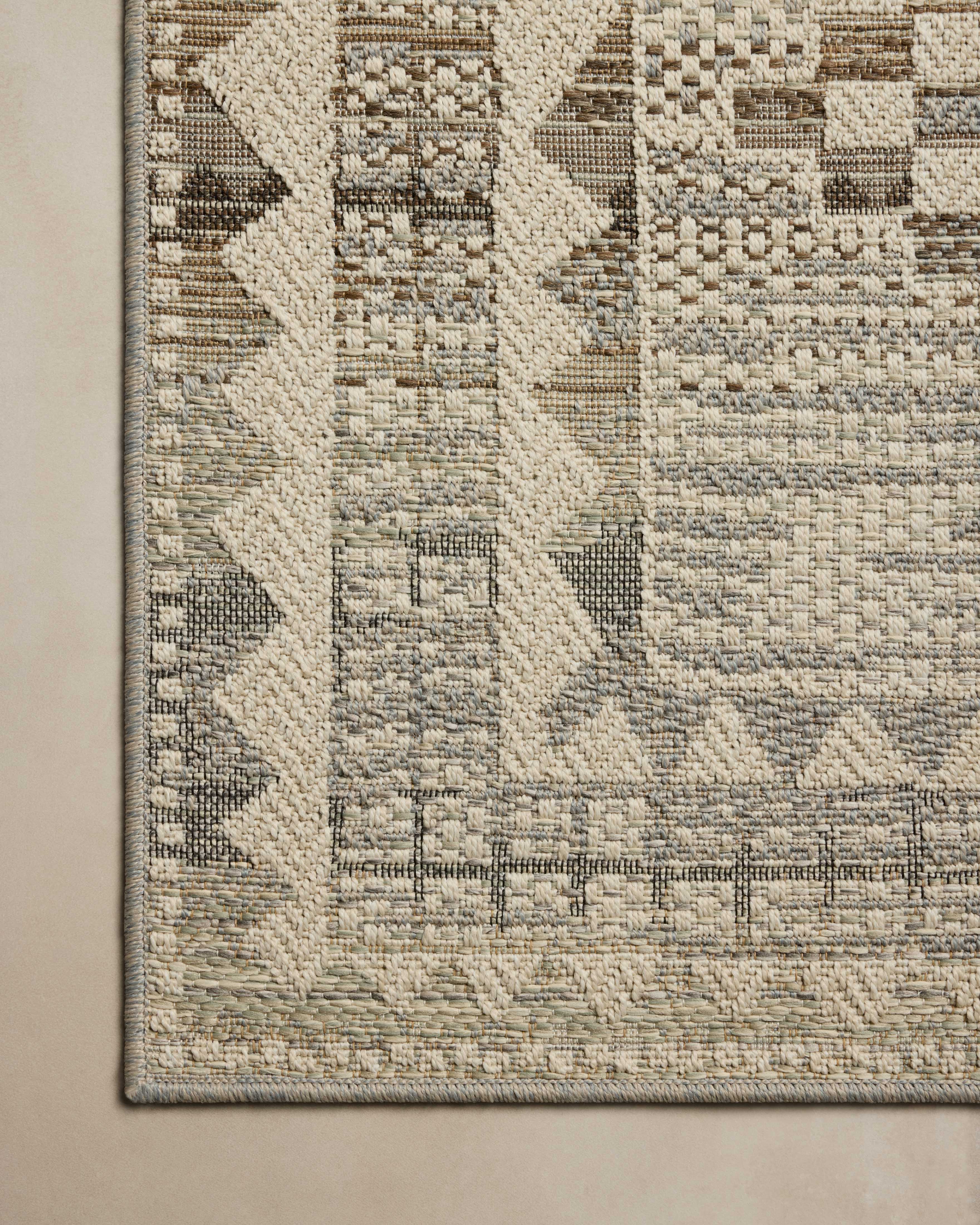 Loloi Saylor Ivory / Granite Sample Indoor/Outdoor Rug RUGS - synthetic Loloi
