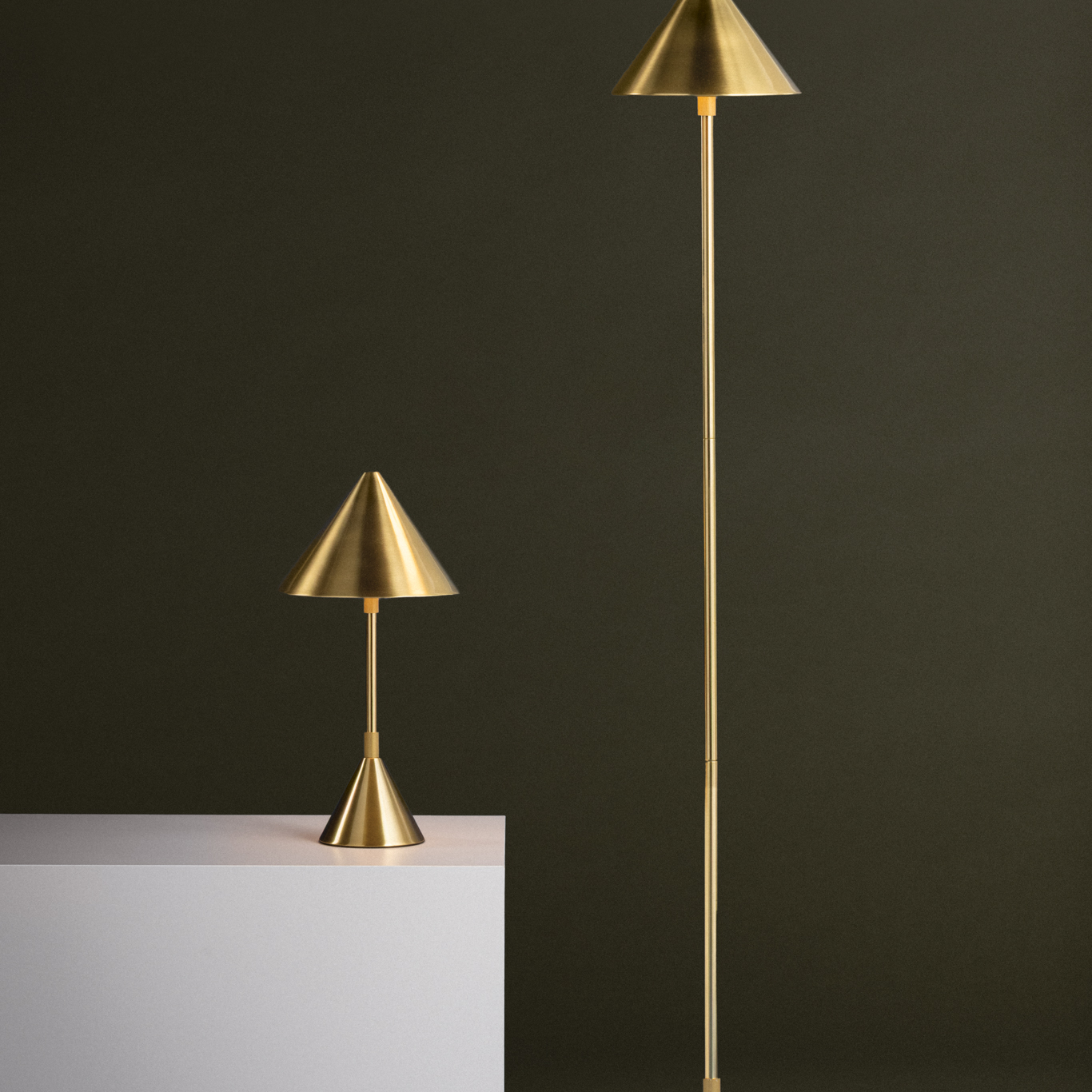Salma Rechargeable Floor Lamp LIGHTING - floor lamp Hudson Valley Lighting