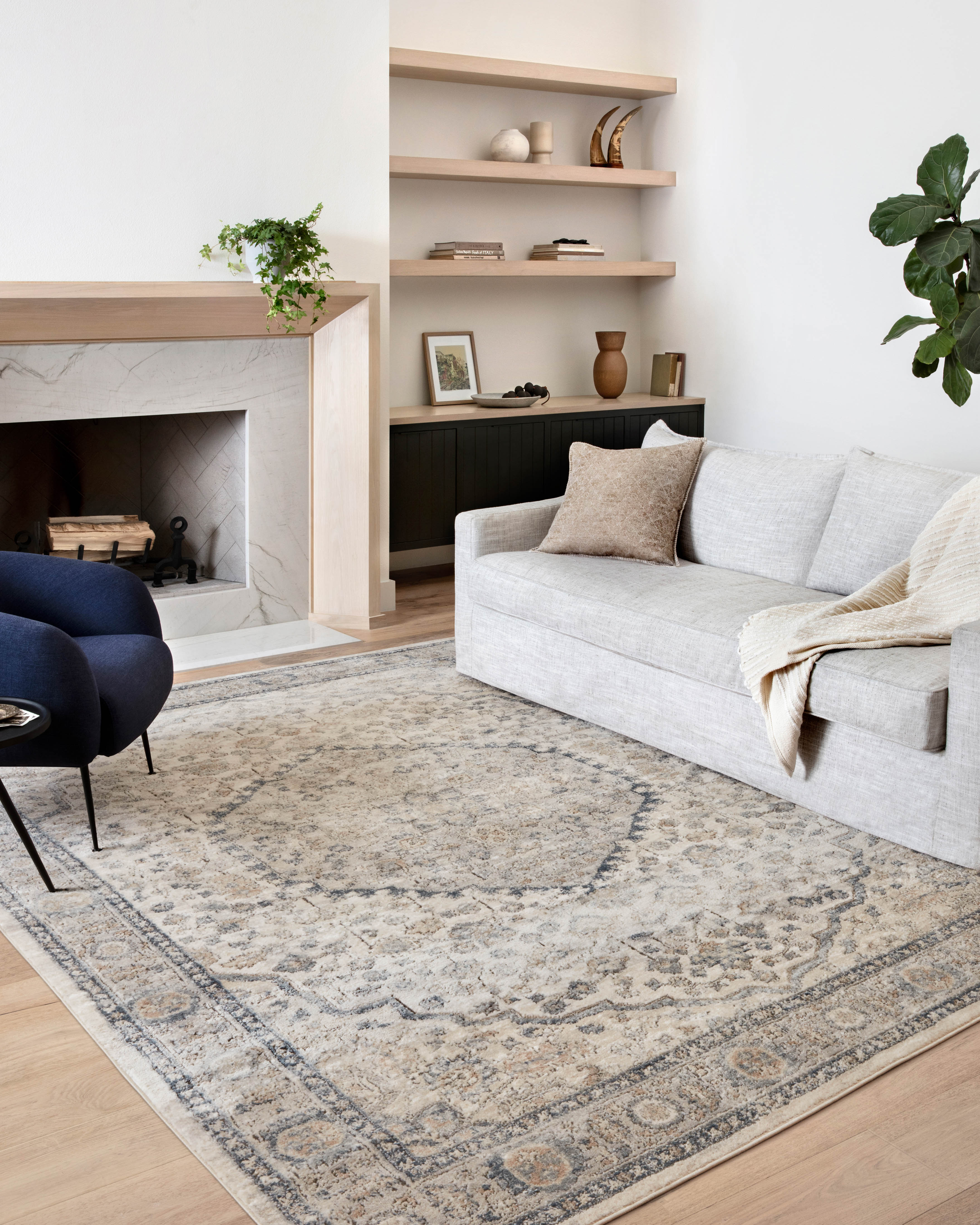 Loloi Teagan Natural / Lt. Grey Rug RUGS - patterned Loloi