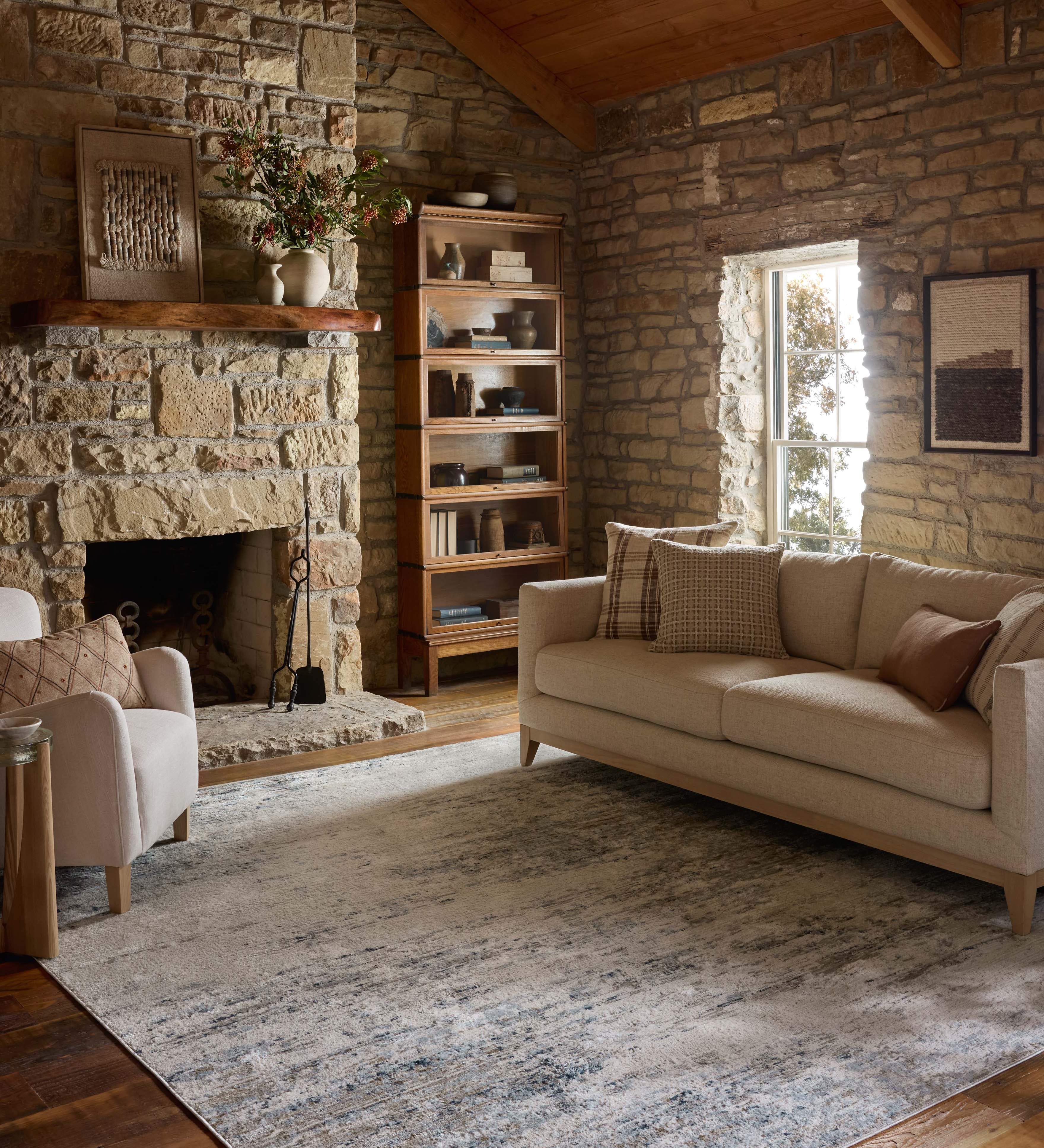 Loloi Townes Ivory / Sky Rug
