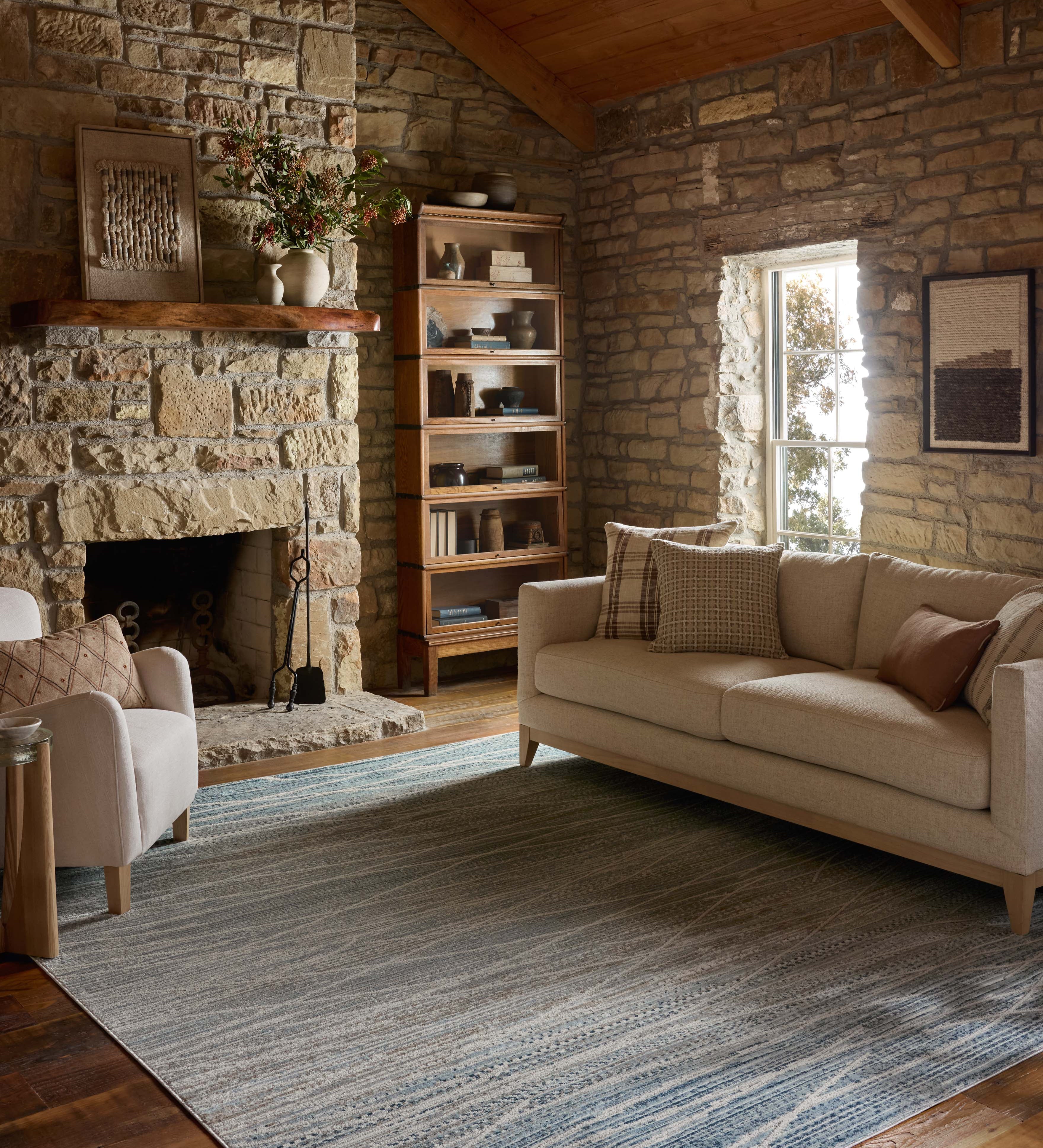 Loloi Townes Natural / Sky Rug