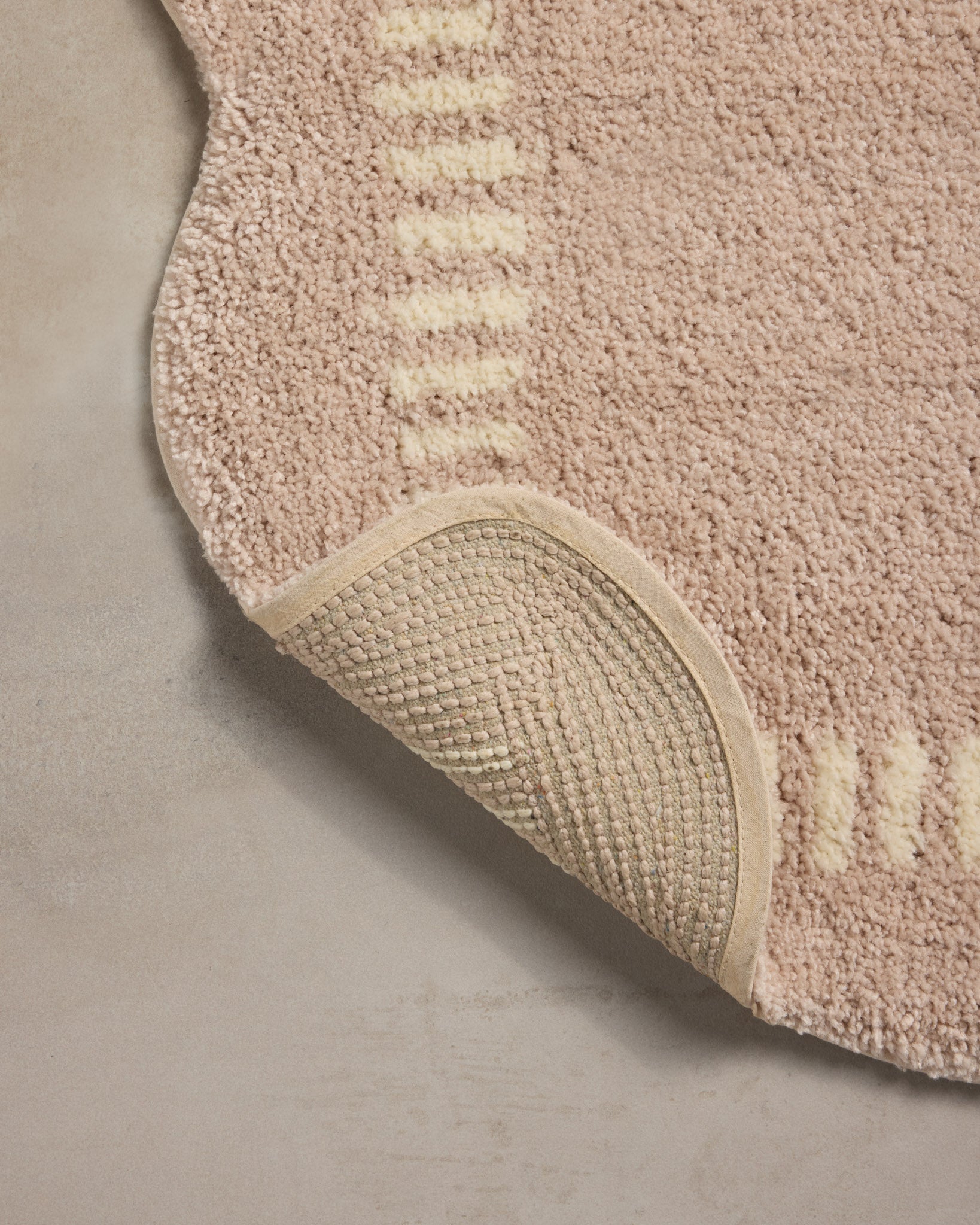 Chris Loves Julia x Loloi Valerie Blush / Ivory Bath Mat - Rug & Weave
