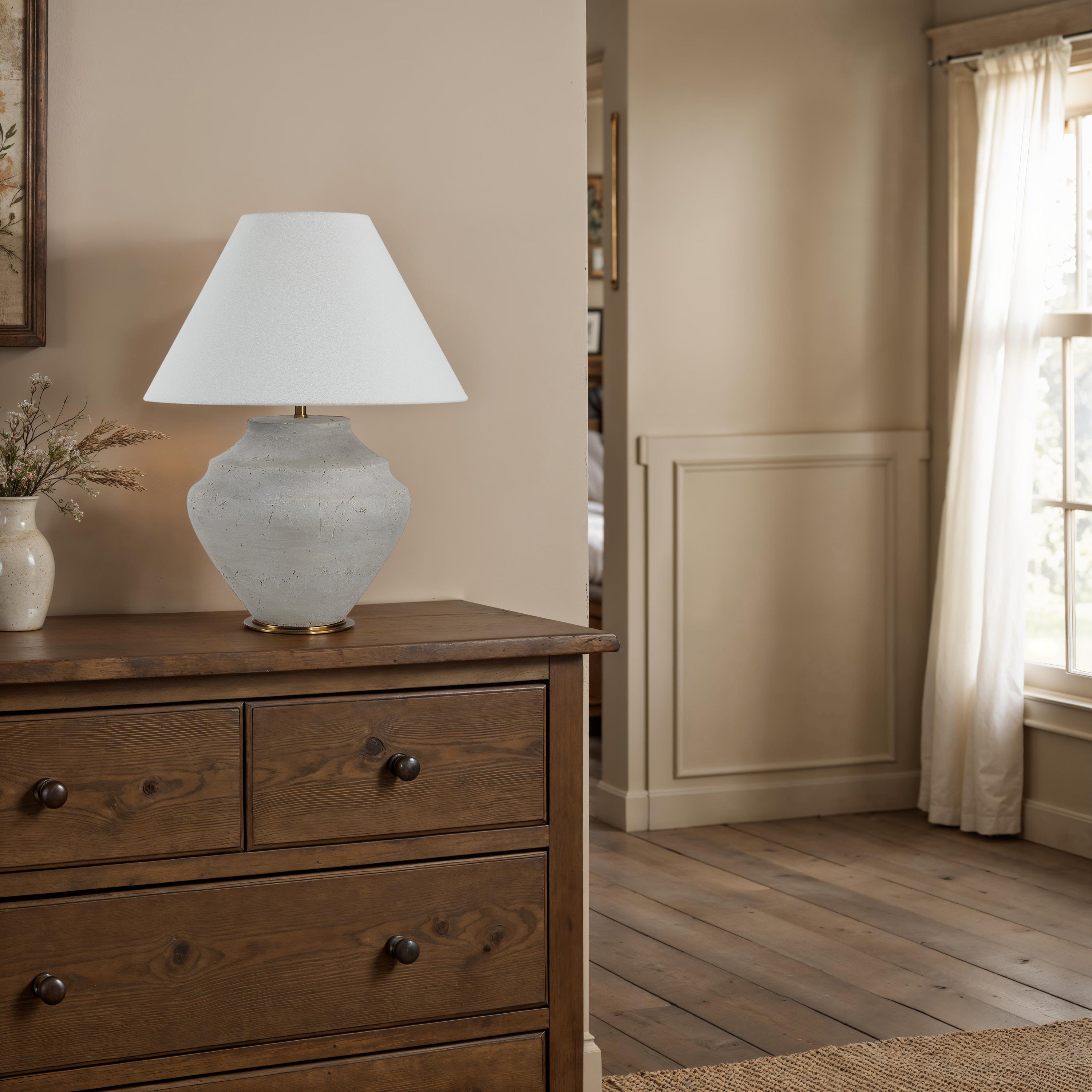 Yulia Table Lamp – view 2
