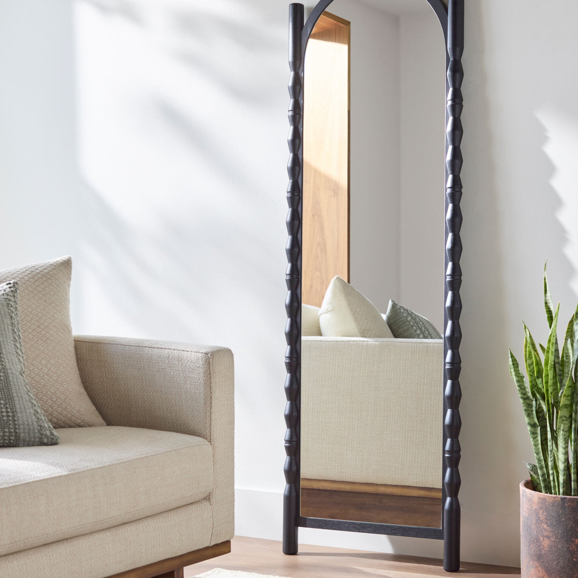 Benedine Accent Mirror MIRROR - Accent Mirror Surya