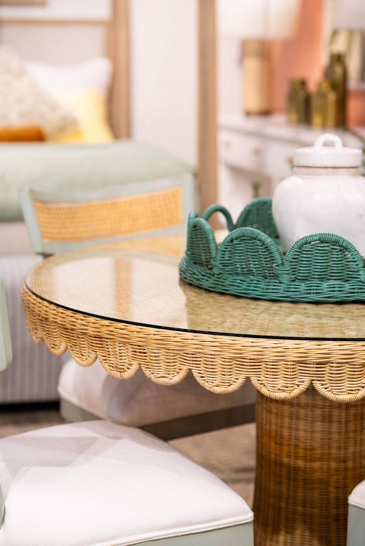 Scalloped Round Bistro Table FURNITURE - dining table Bramble