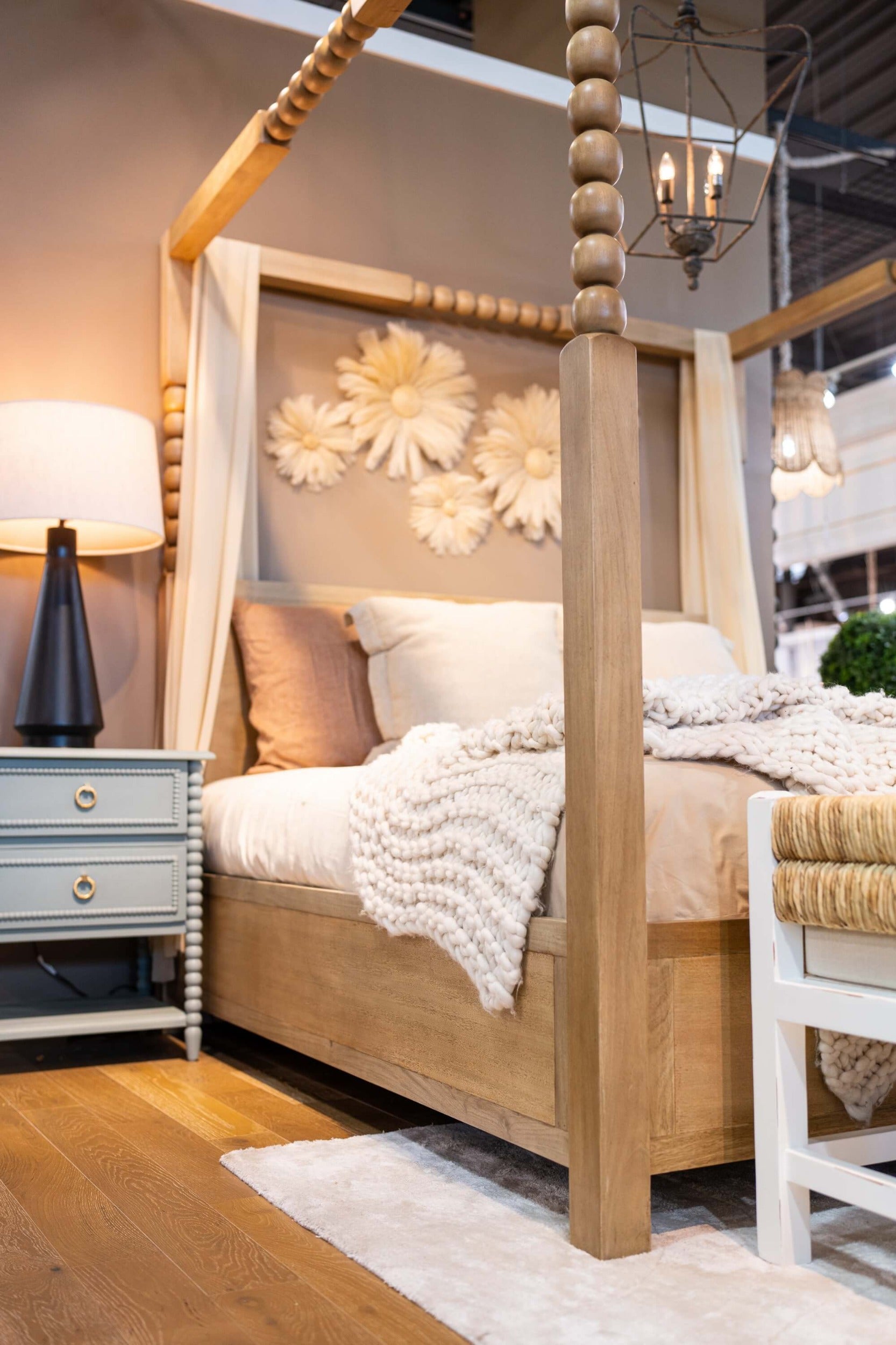 Cholet Poster Bed FURNITURE - bed Bramble