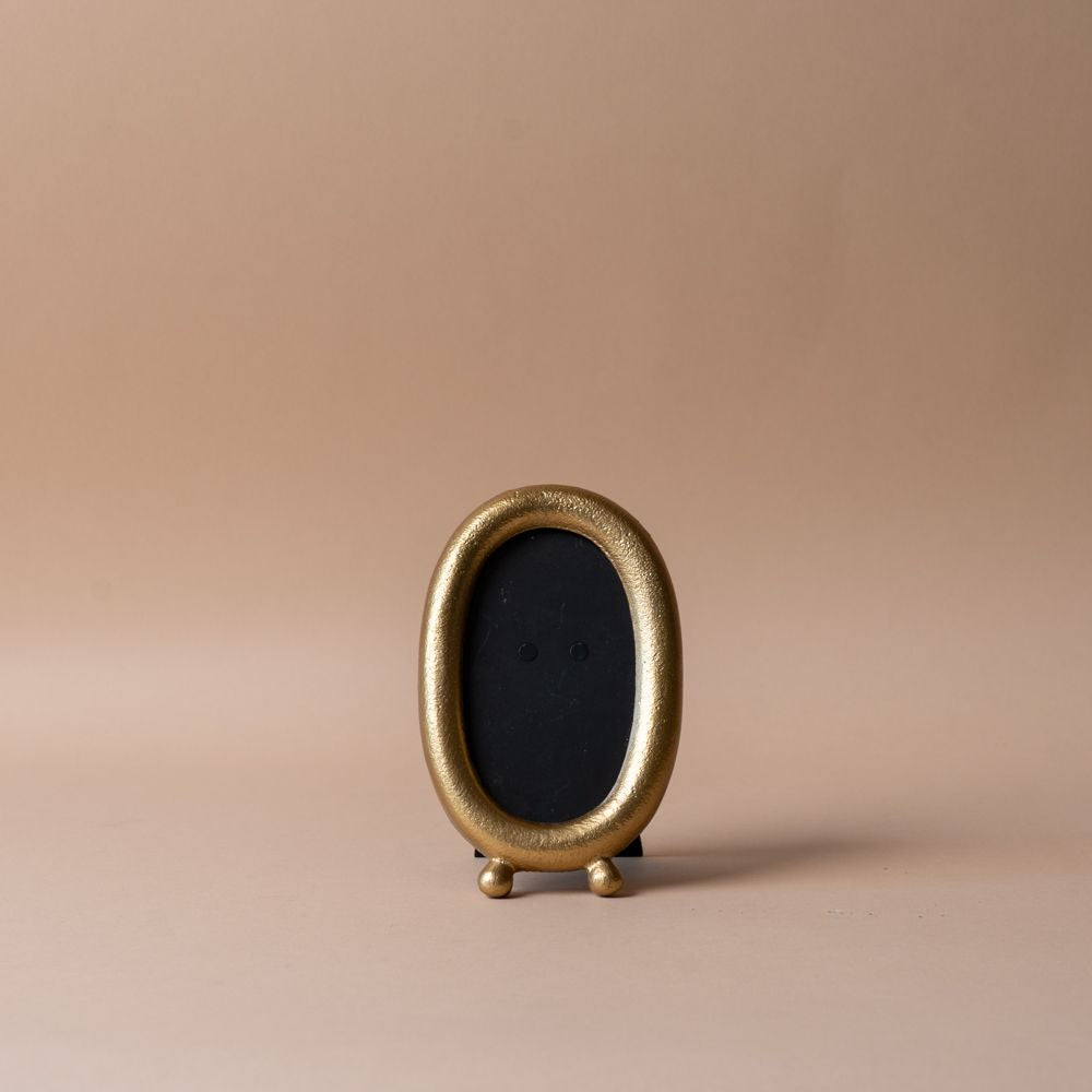 Brushed Brass Oval Frame picture frame Luxe B Co (Faire)