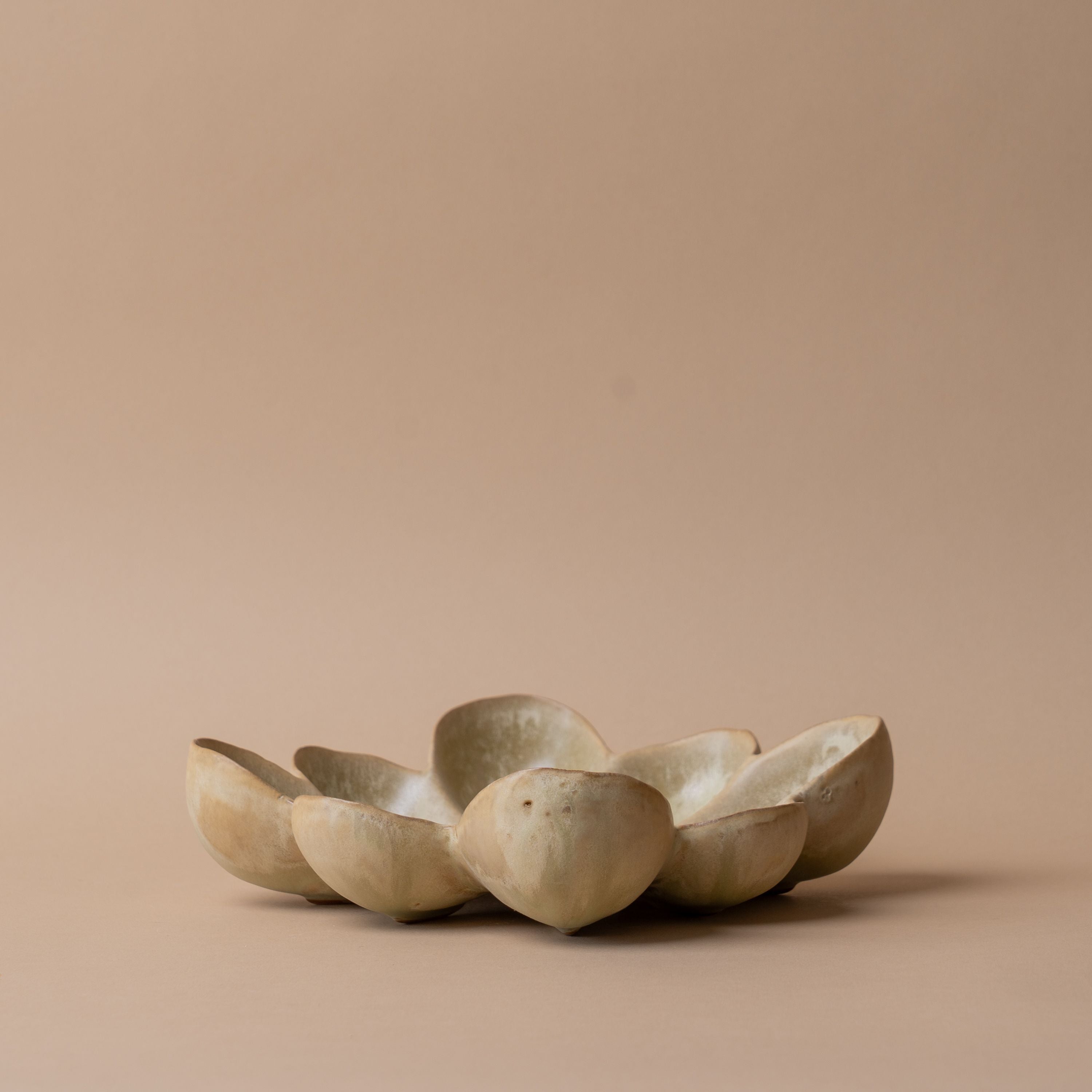 Stoneware Floral Dish with Reactive Glaze tray Creative Co-op (DYA)