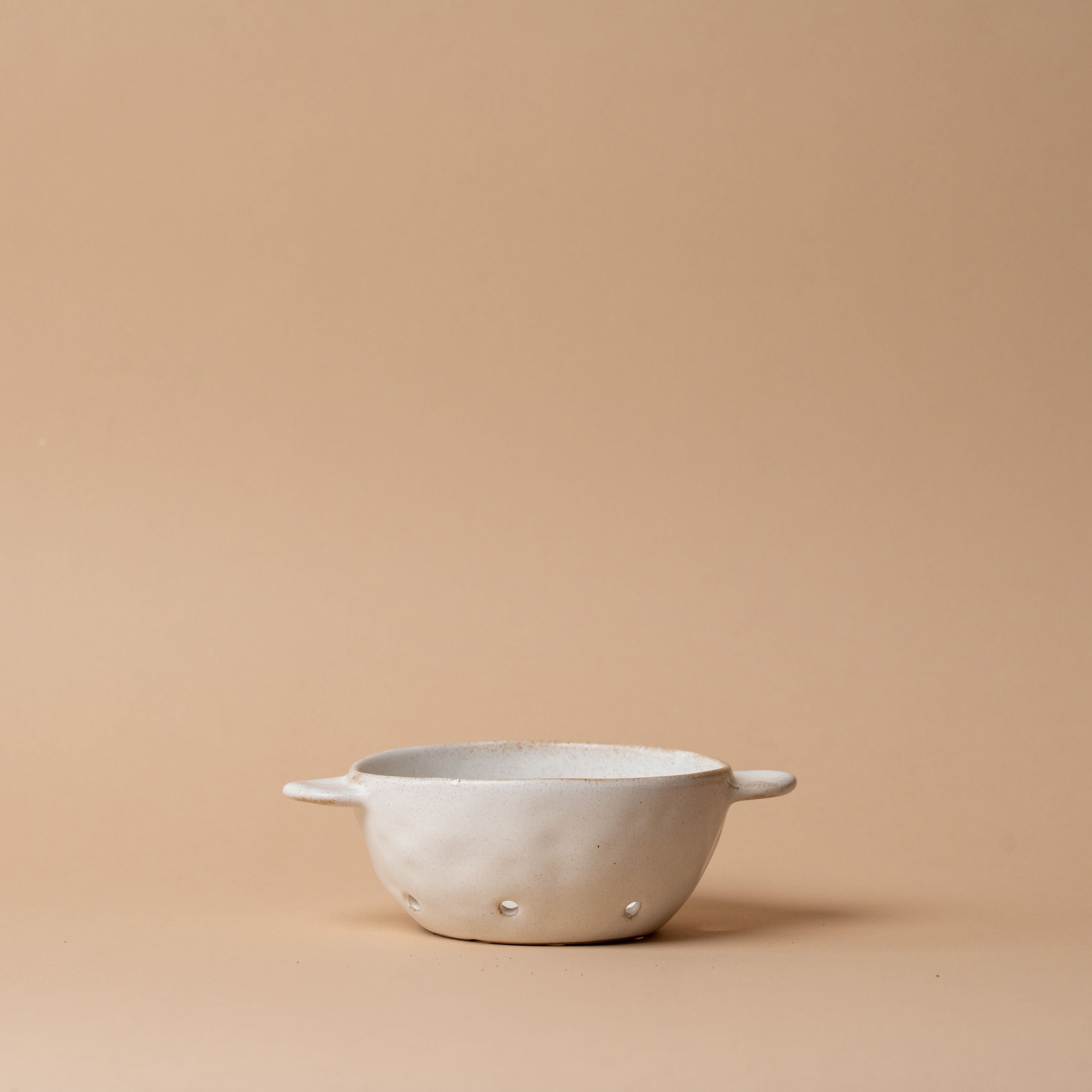 Speckled Stoneware Berry Bowl