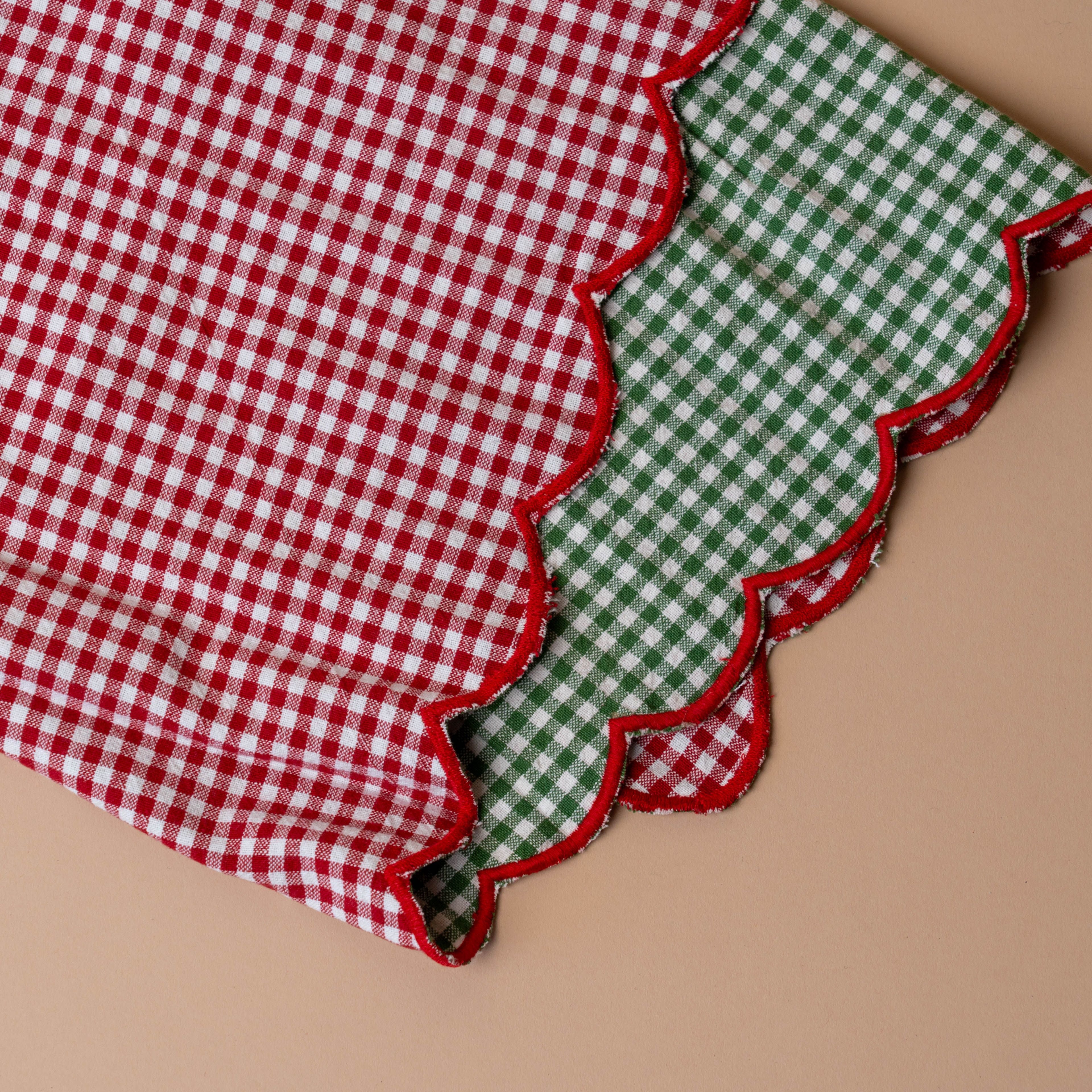 Cotton Scallop Runner – view 2